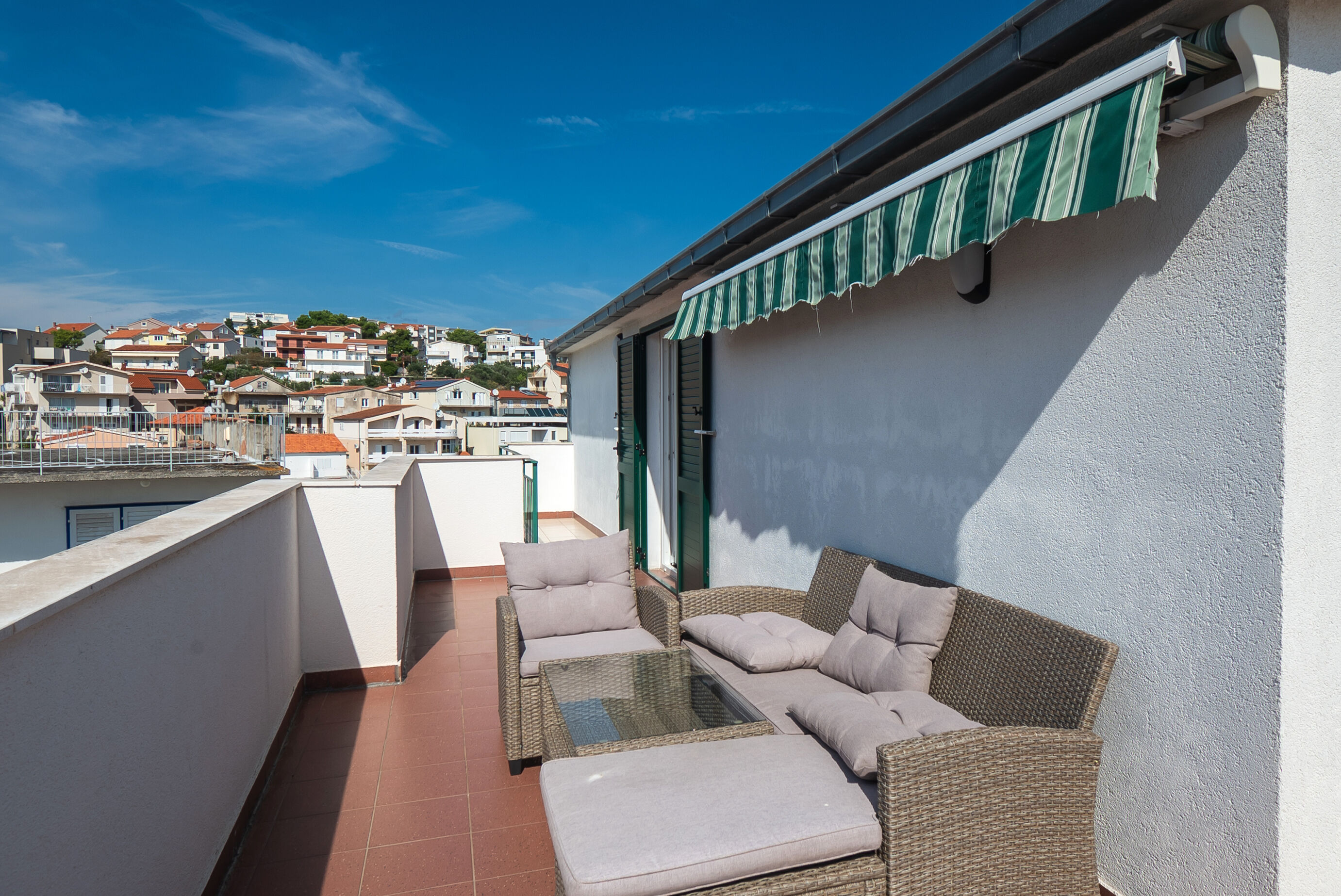 Apartments Polly 49951-A2