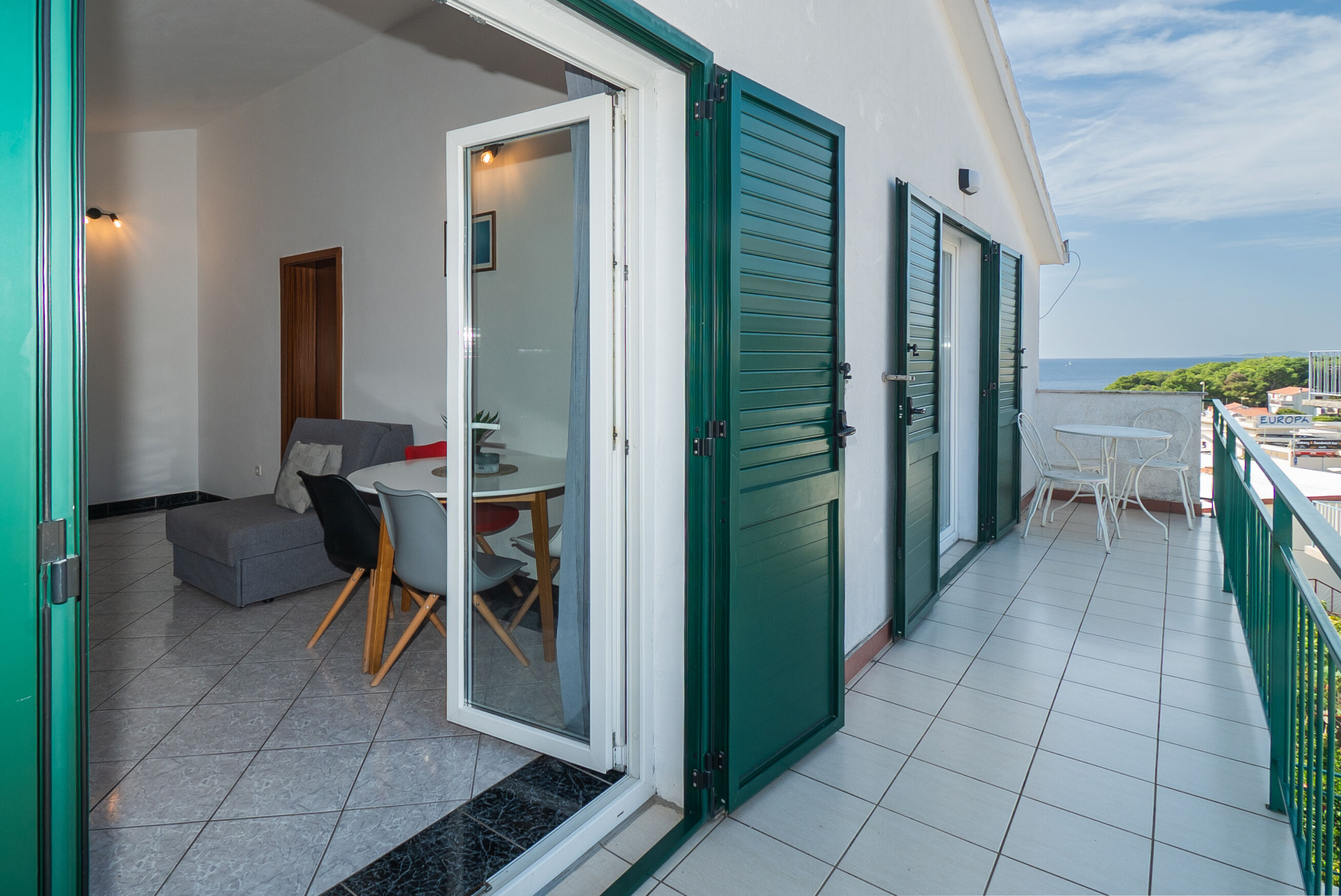 Apartments Polly 49951-A3