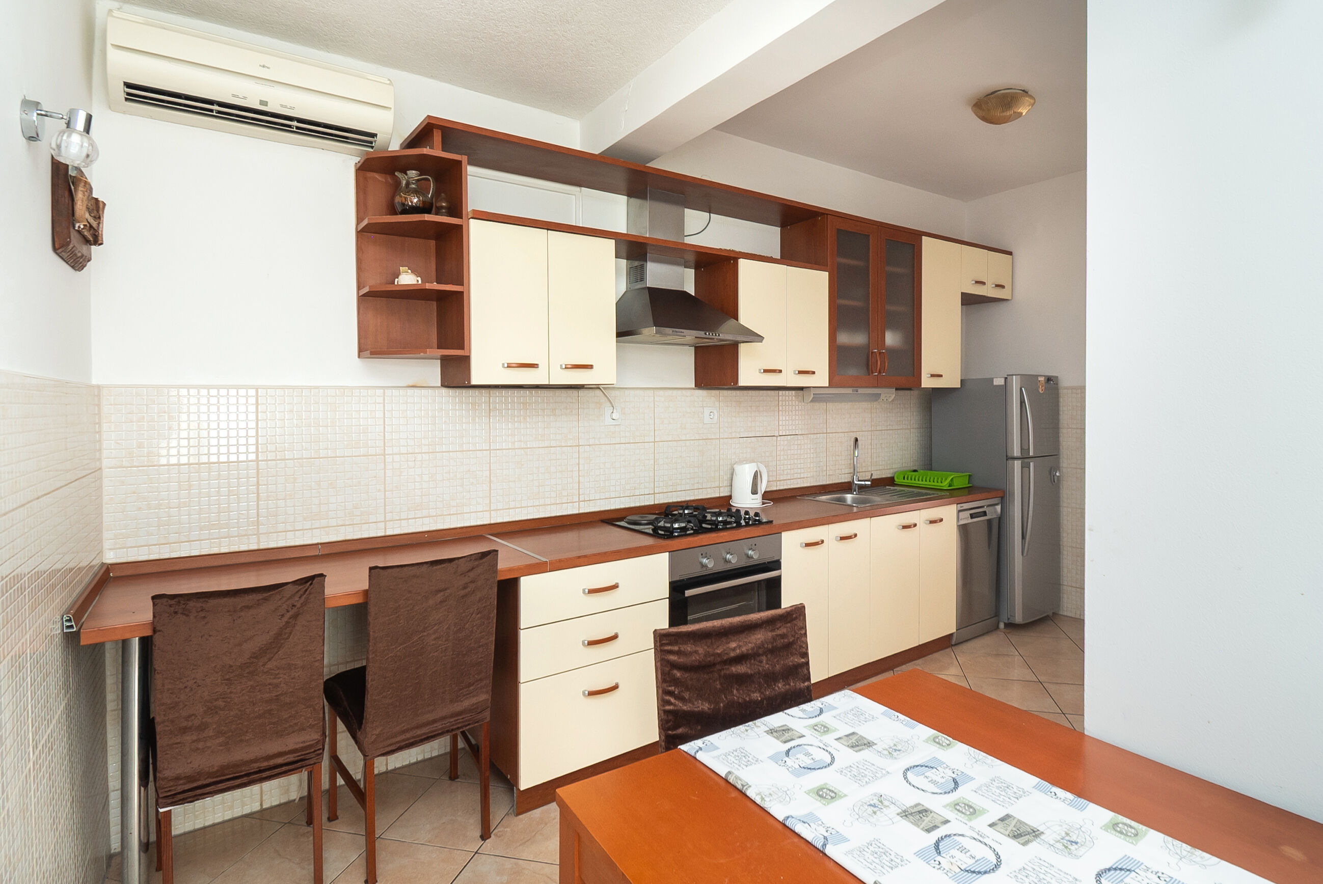 Apartments Polly 49951-A1