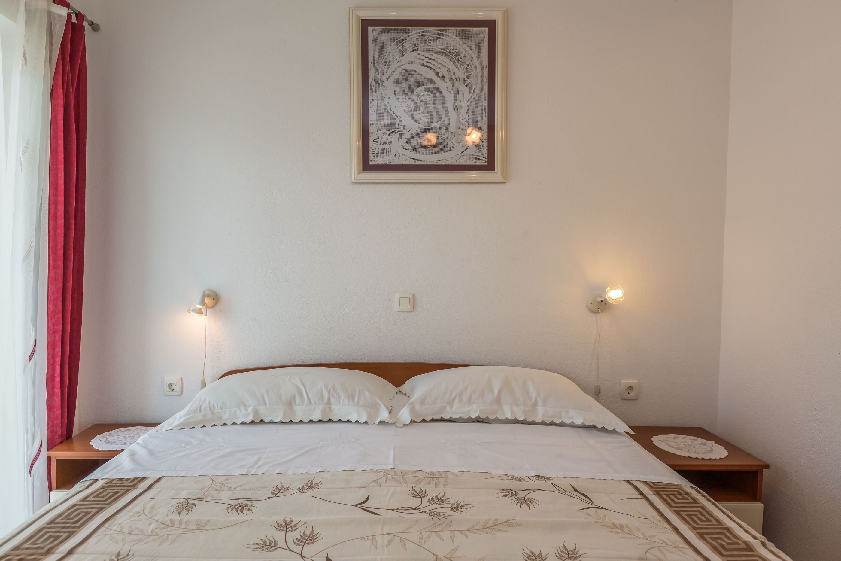 Apartments and Rooms Happiness 112801-A2