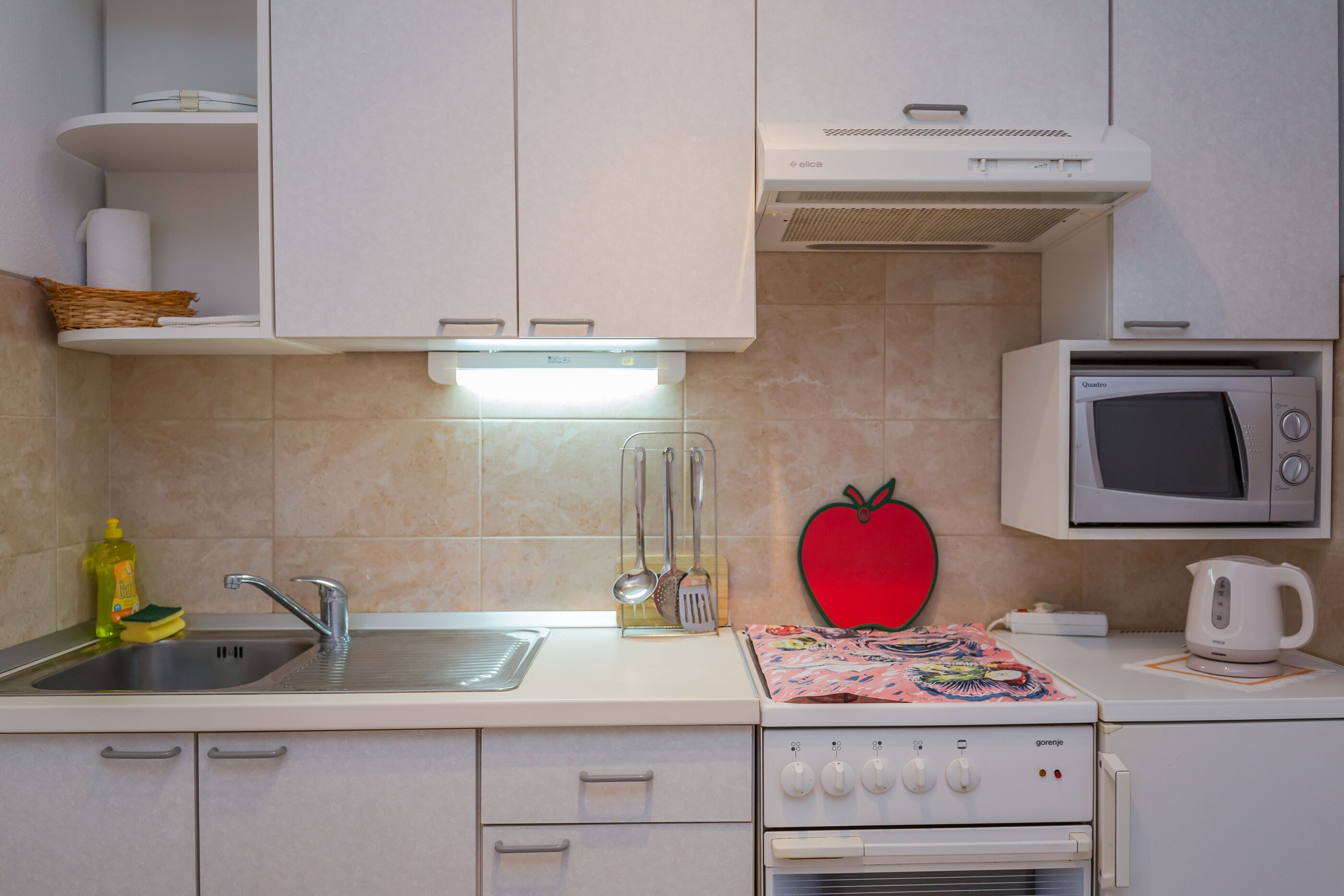 Apartments and Rooms Happiness 112801-A2