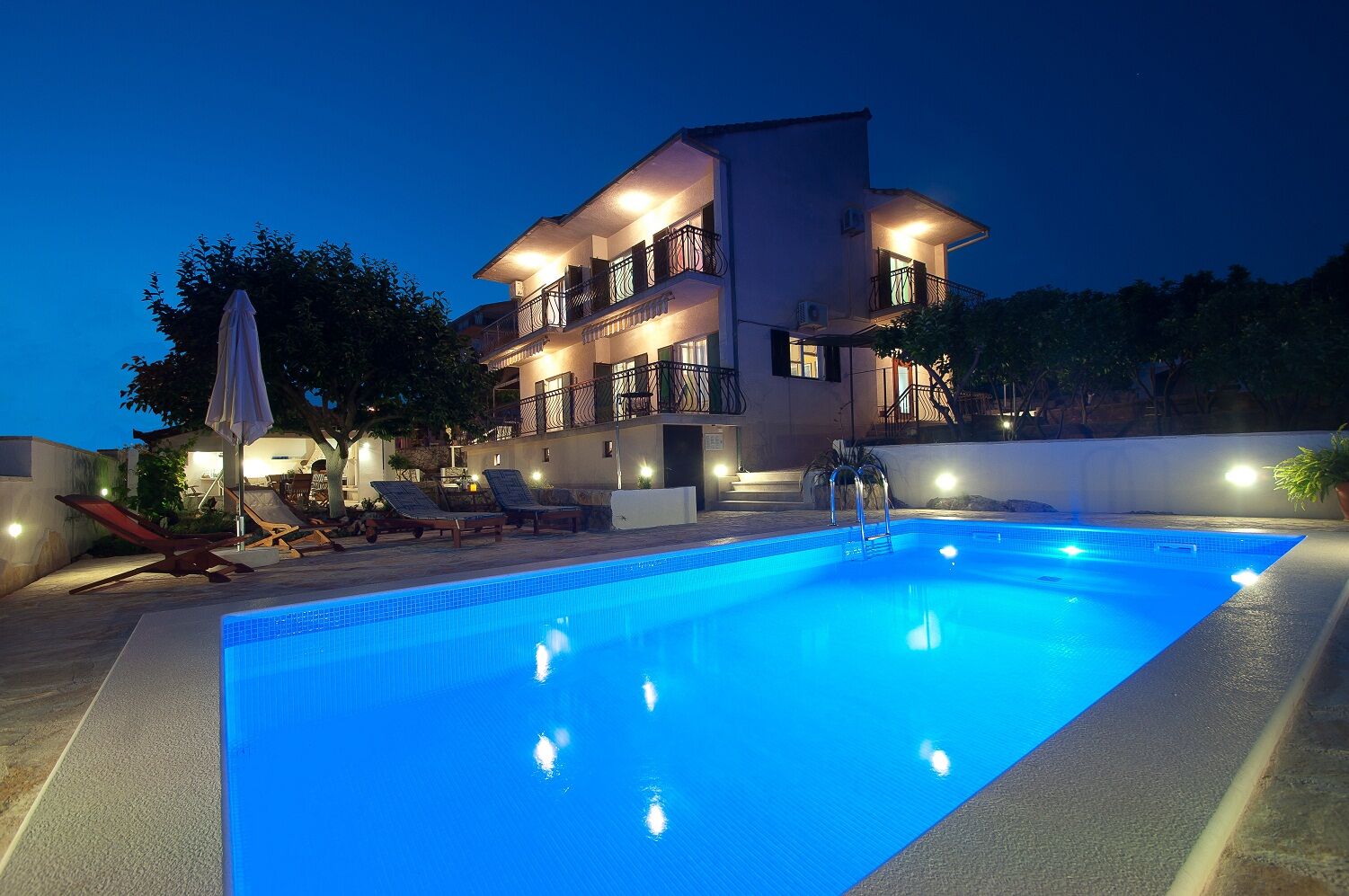 House Mrčela 200m from beach 114881-K1