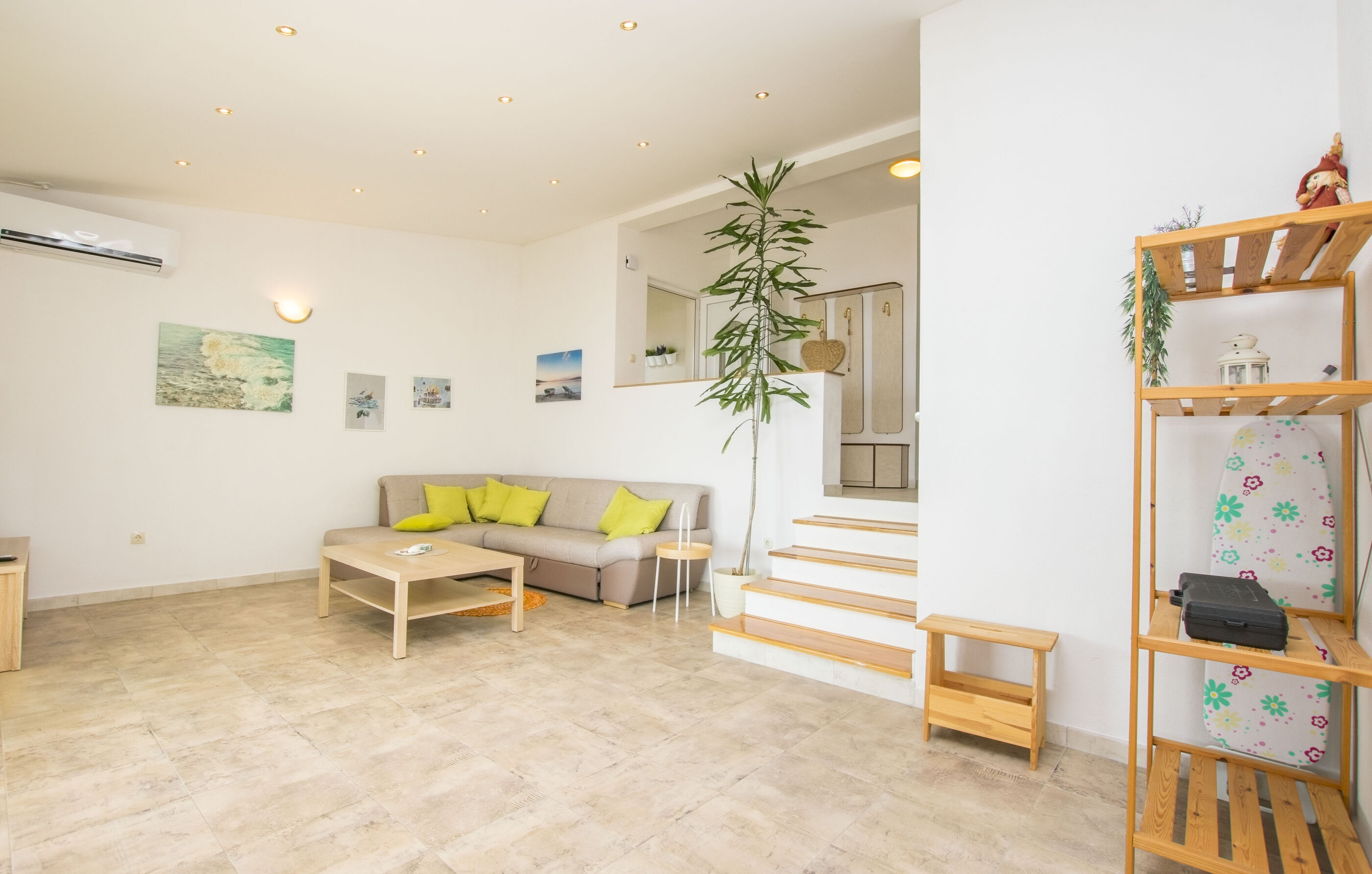 Apartments Dragana 15411-A3