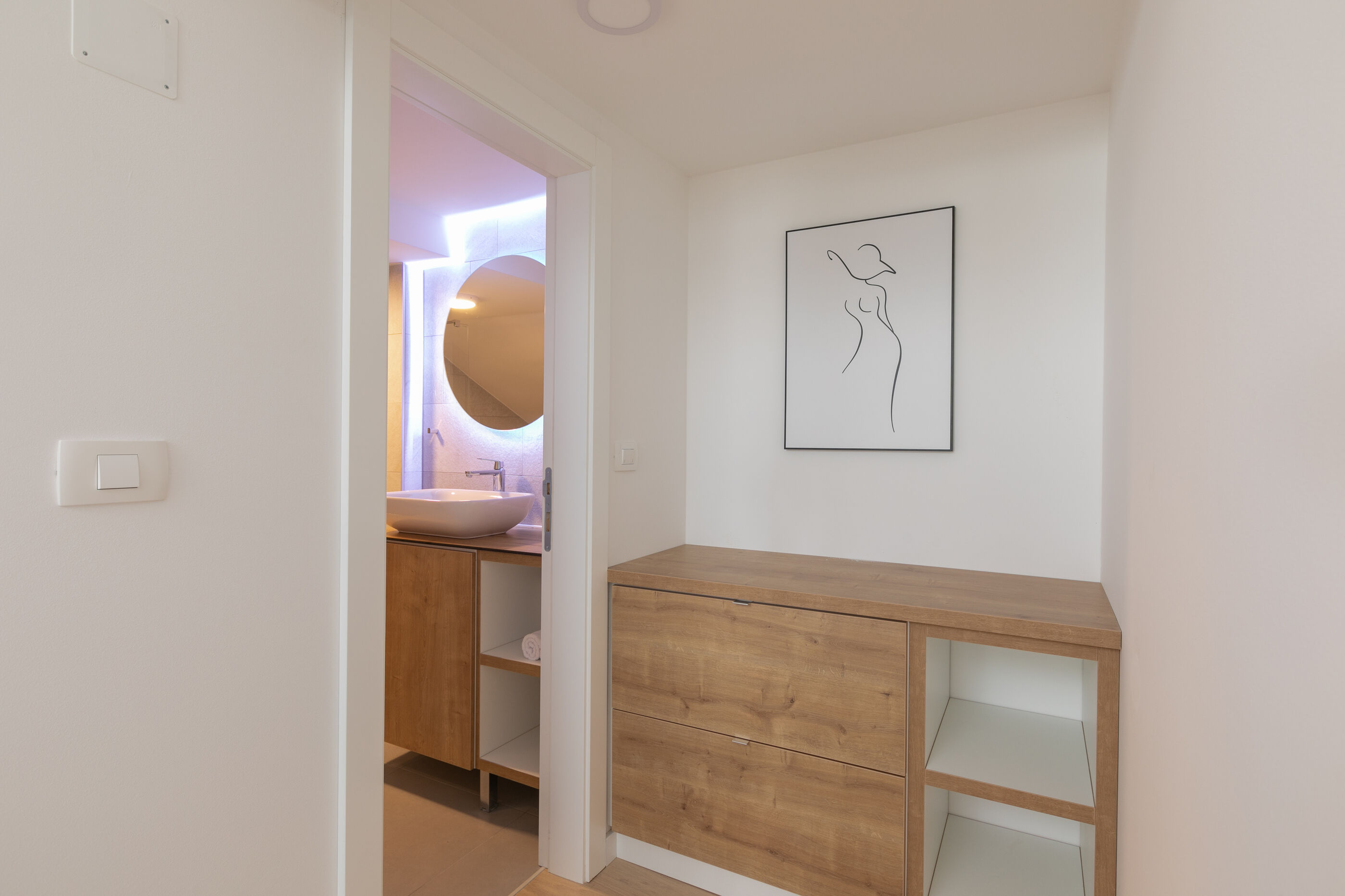 Apartments Villa Mt Brela 114911-A1