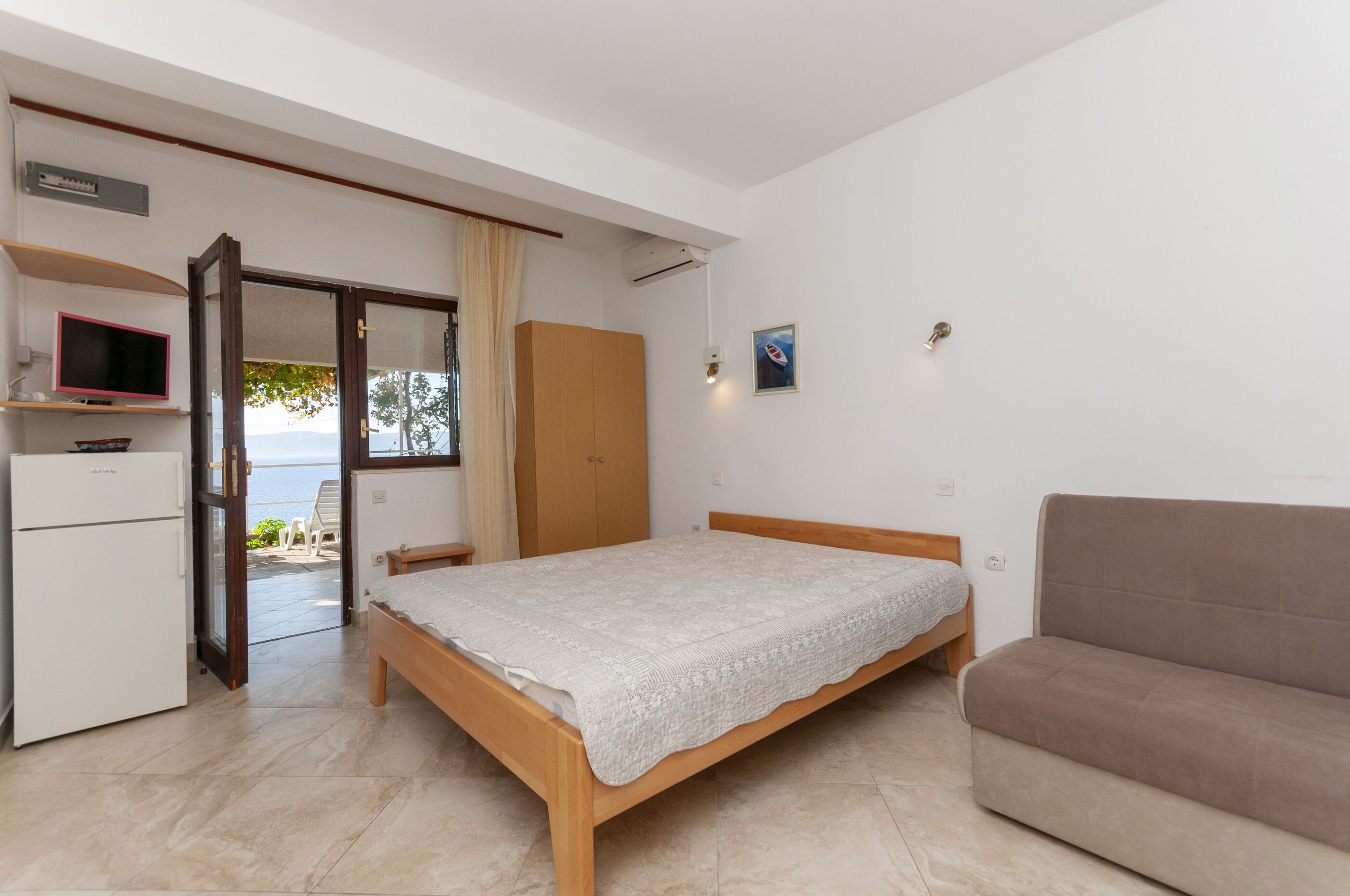 Apartments Niko 10398-A1