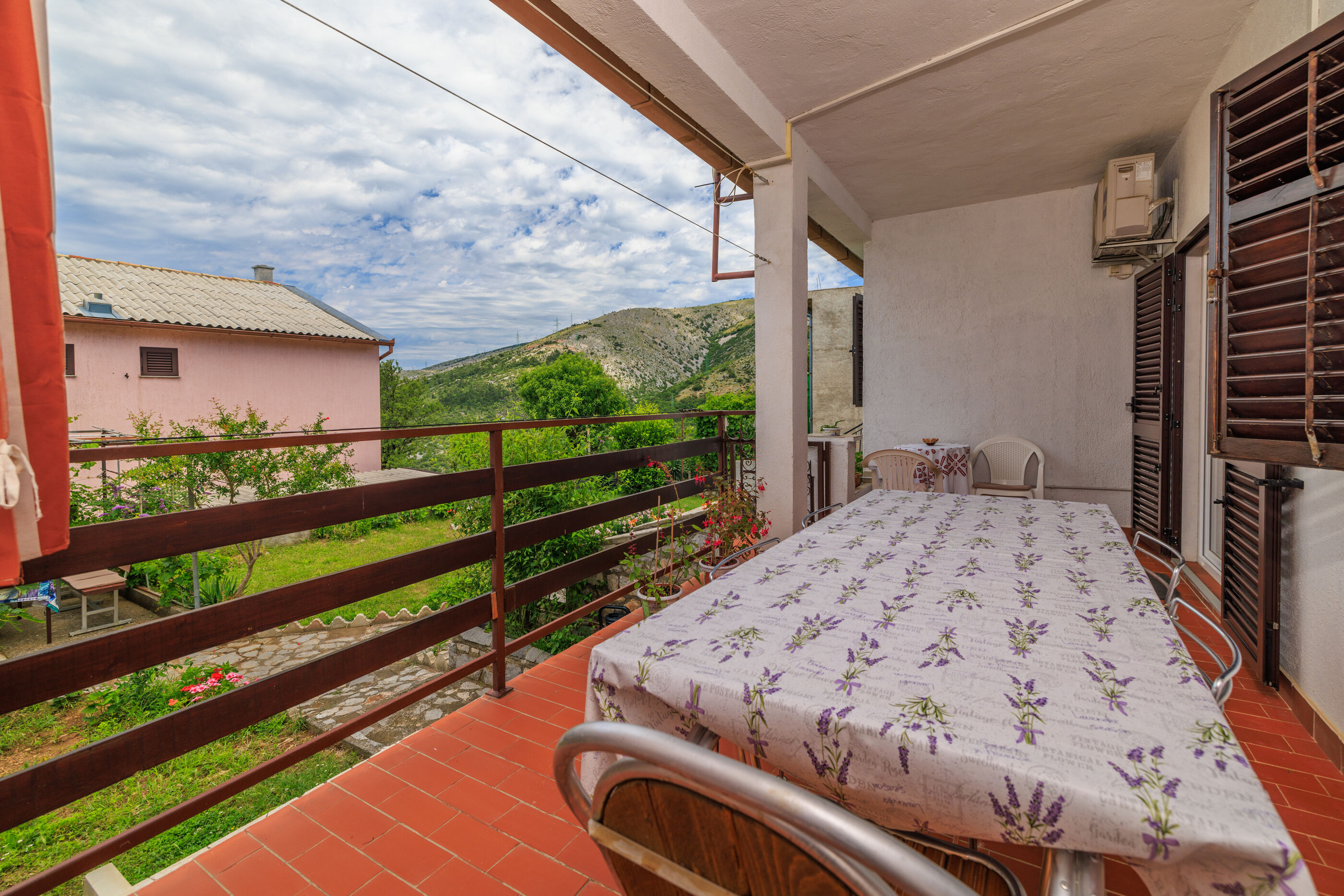 Apartments Zvonimir 60421-A1