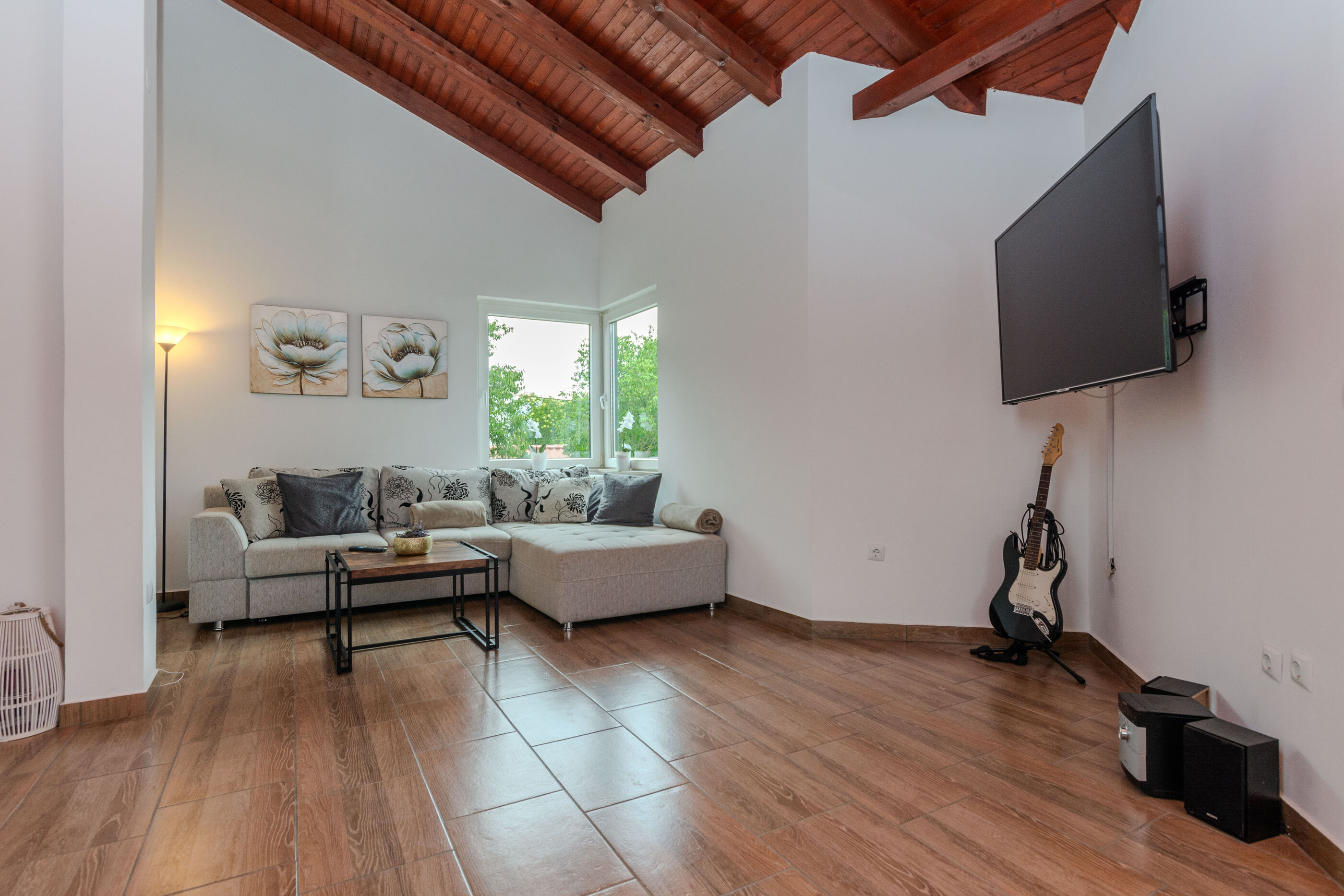 House Lucic 11482-K1