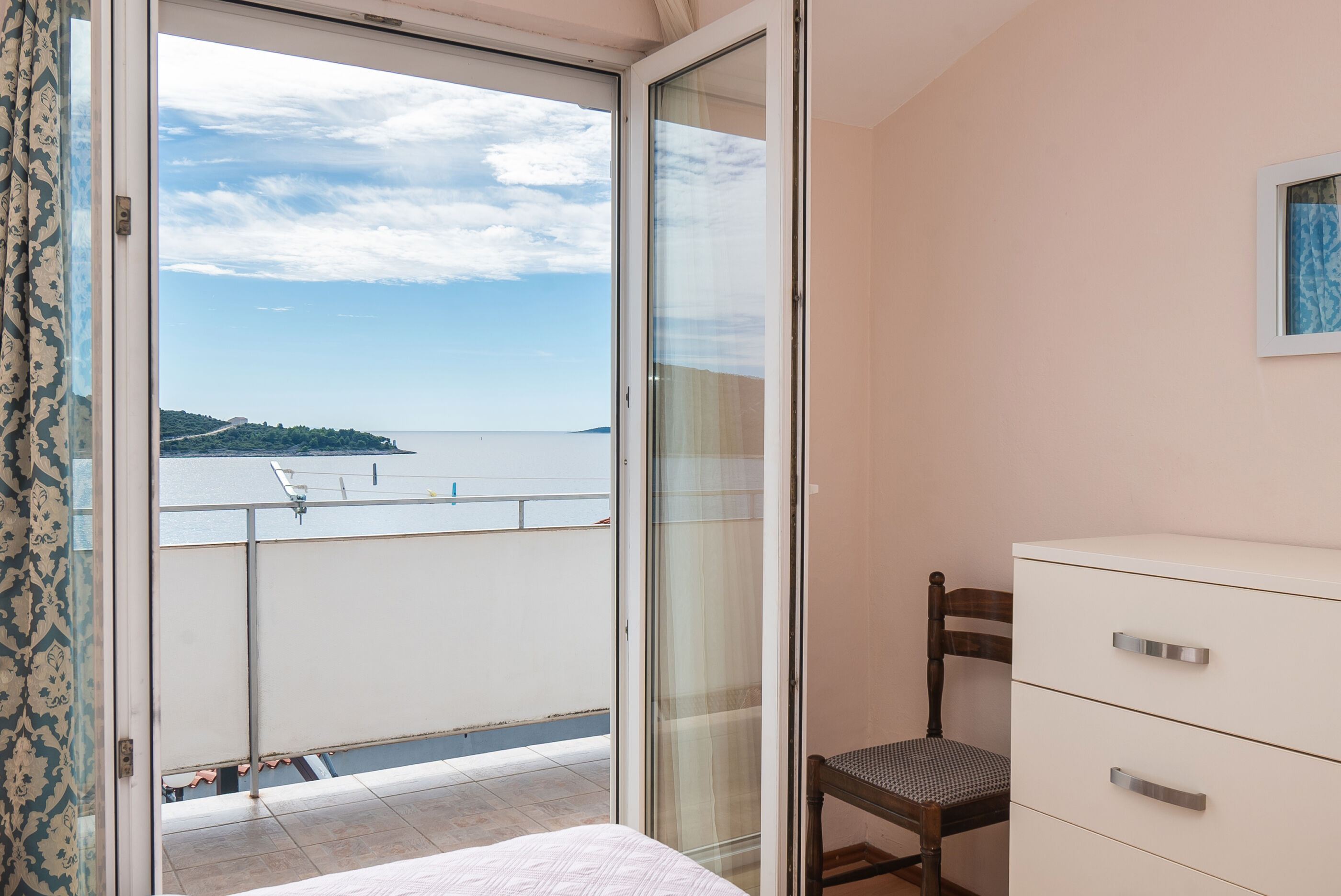 Apartments Živana 40279-A3
