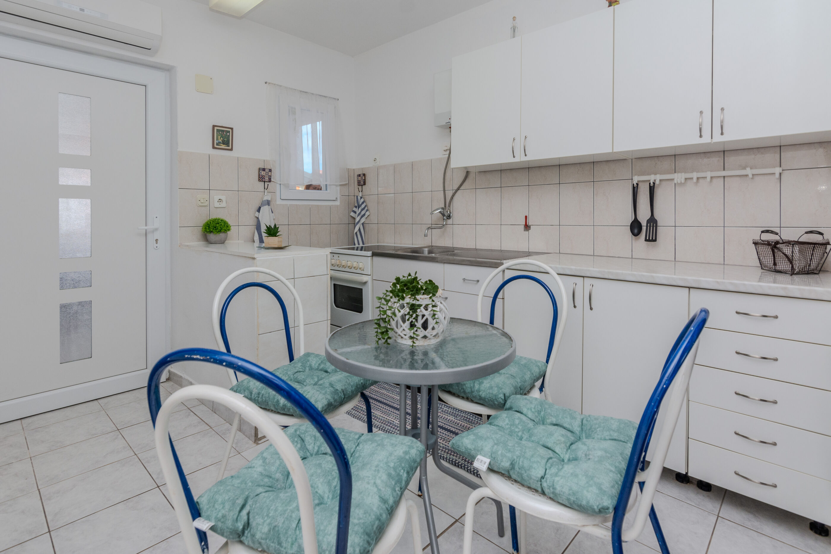 Apartments Penava 11483-A2