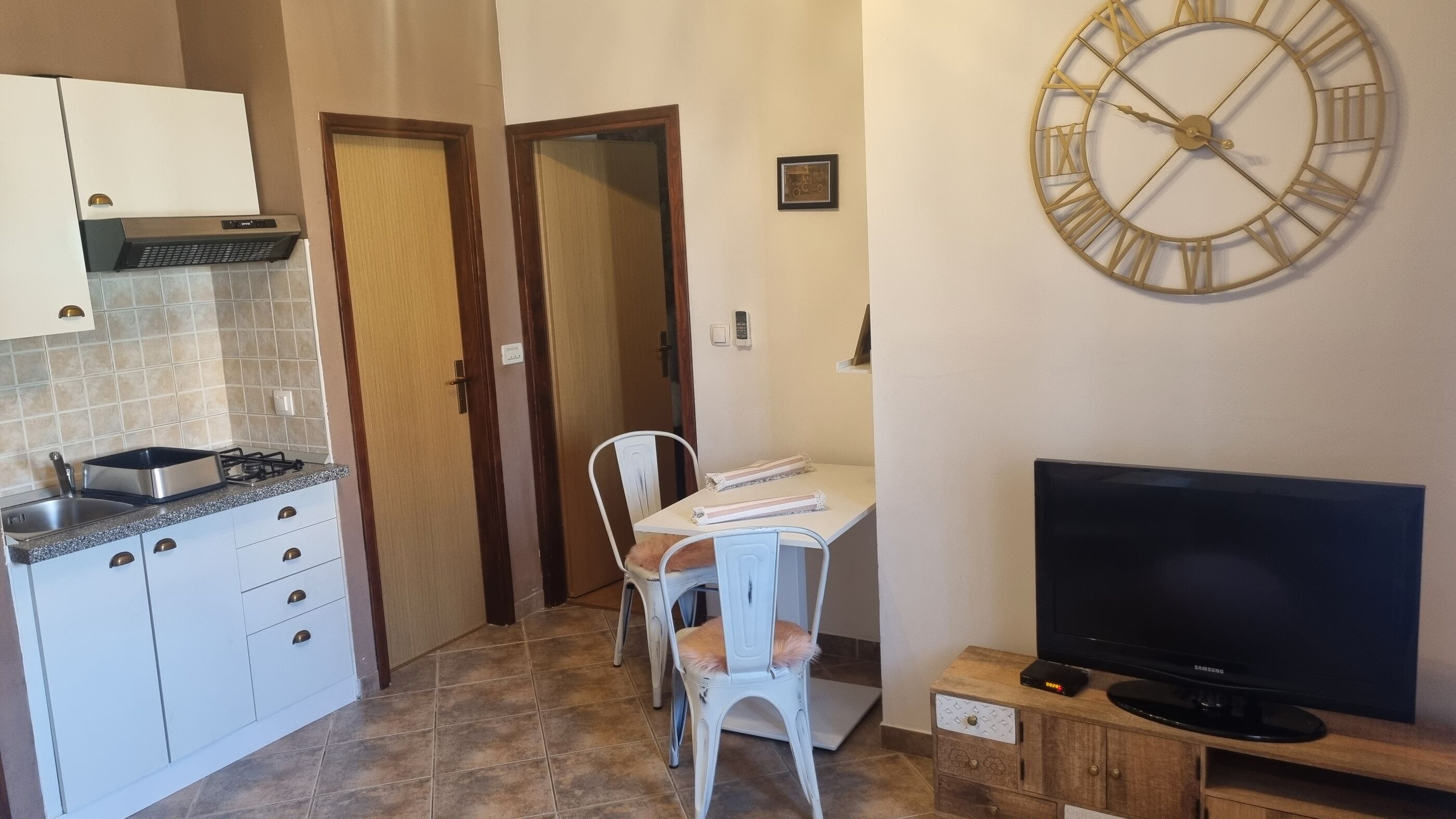 Apartments and Room Perstel 109871-A2