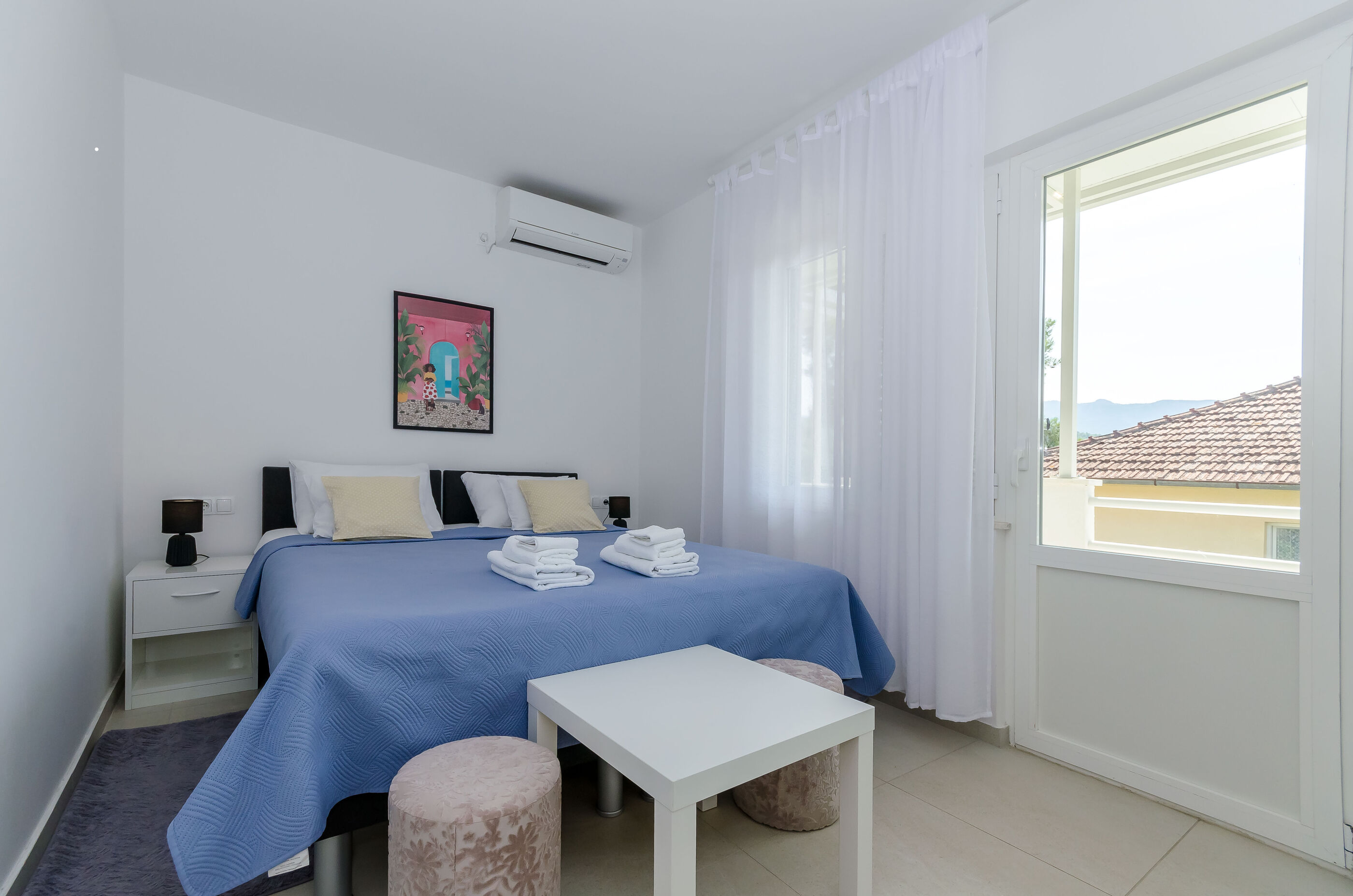 Apartments Pleasures 91051-A1