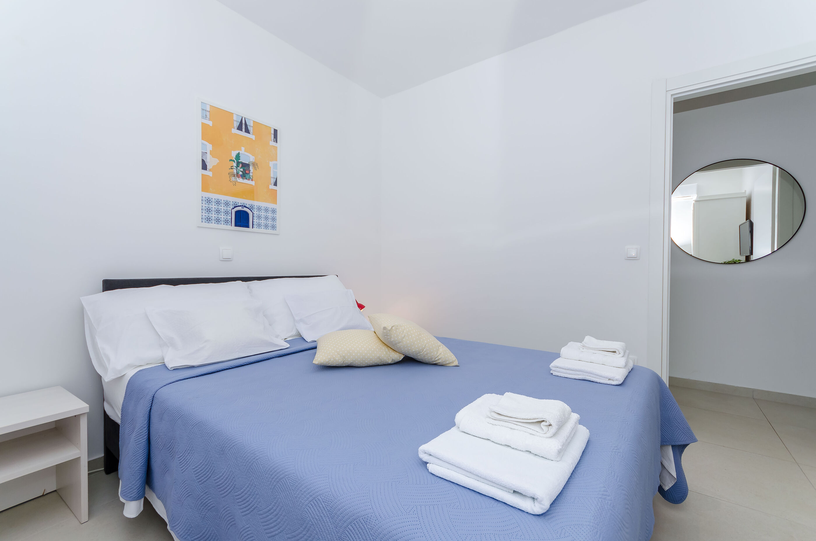 Apartments Pleasures 91051-A1
