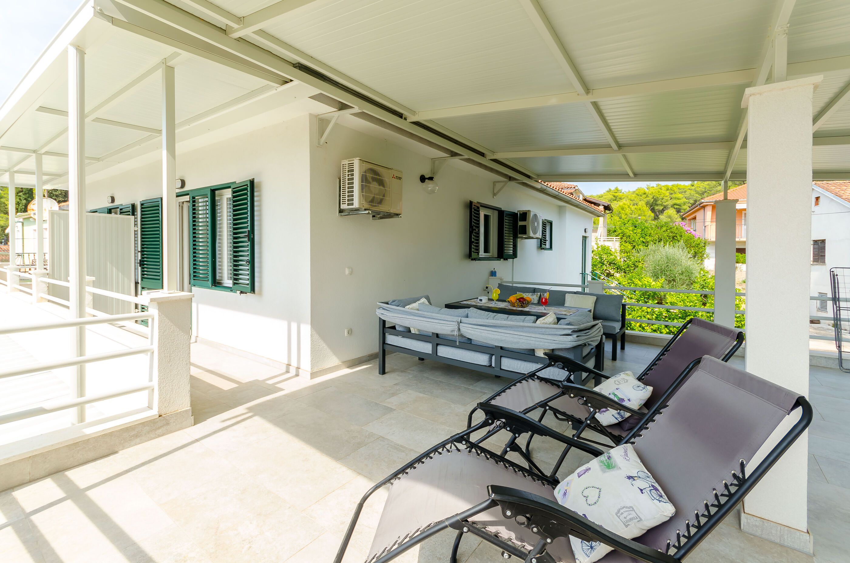 Apartments Pleasures 91051-A1