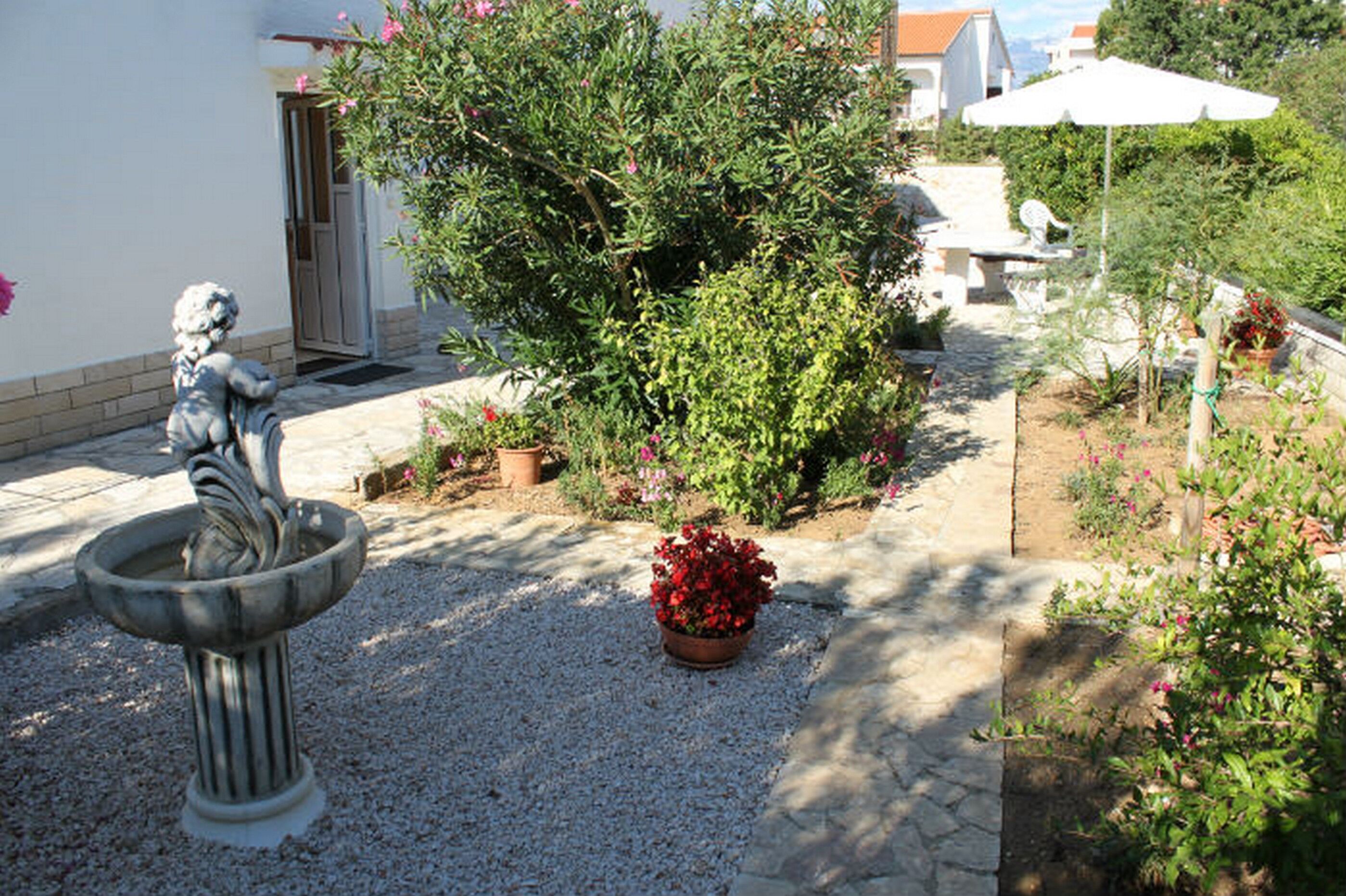 Apartments Krneta 114691-A2