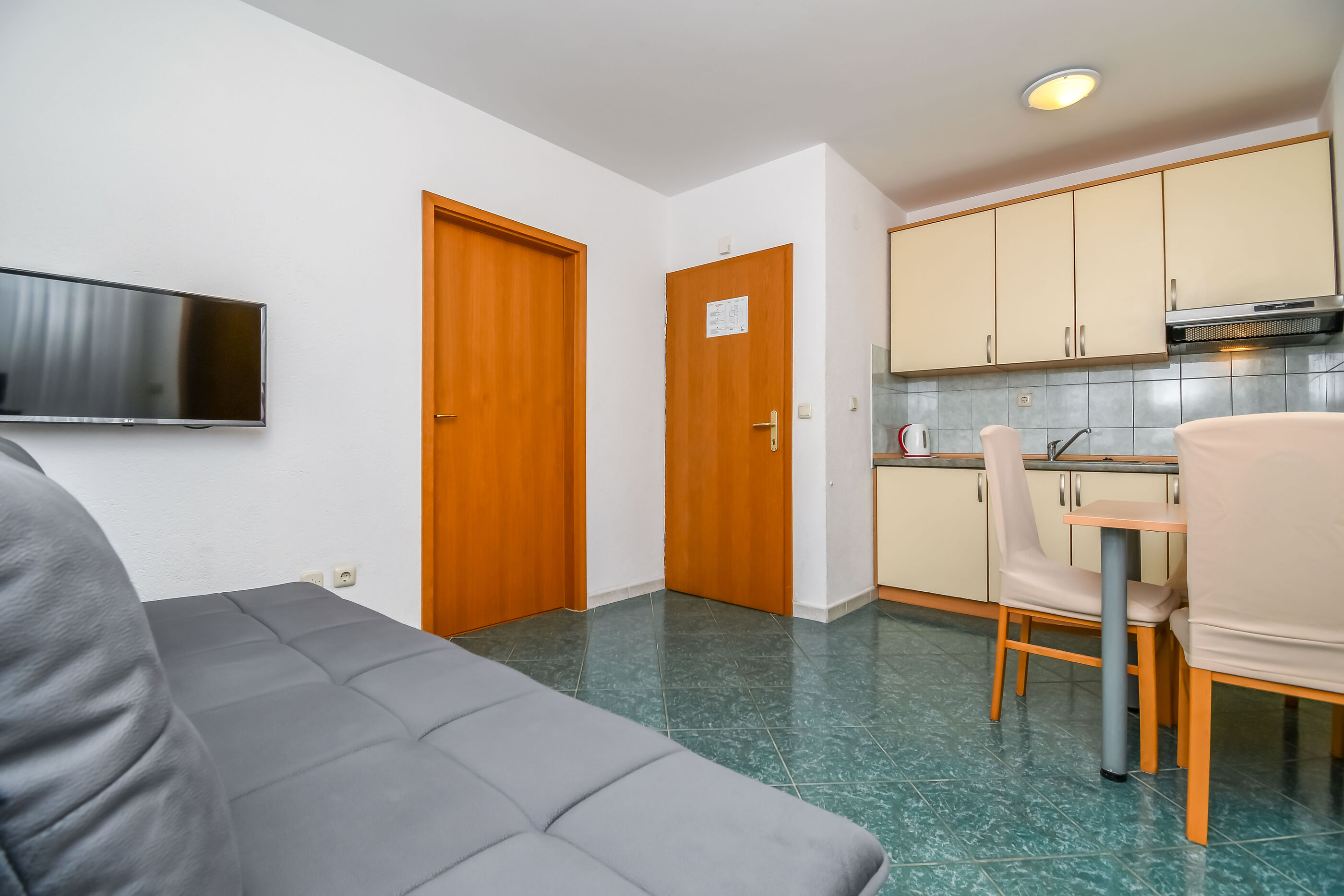Apartments Jakov 32601-A3