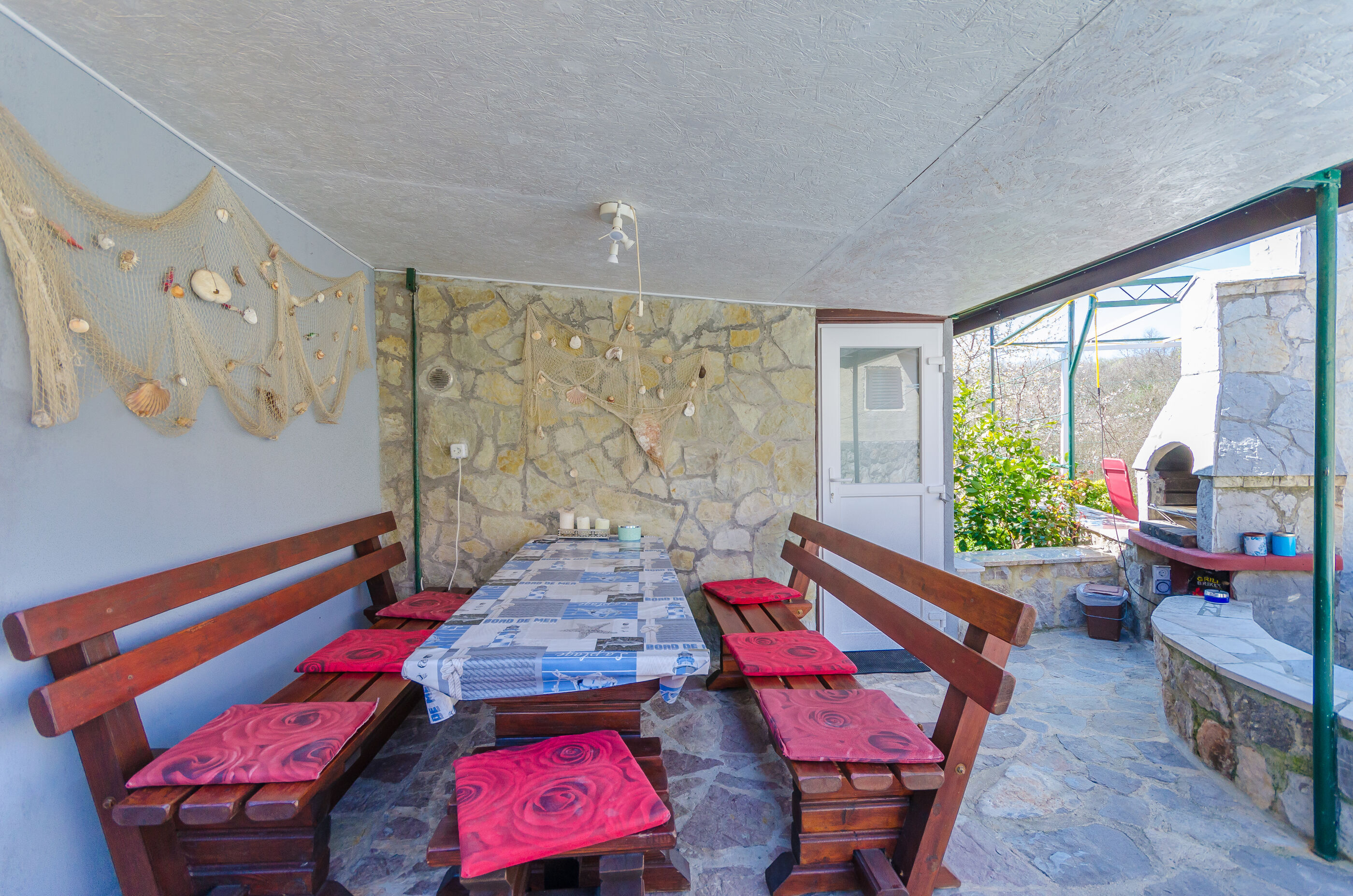 House Ana 110981-K1