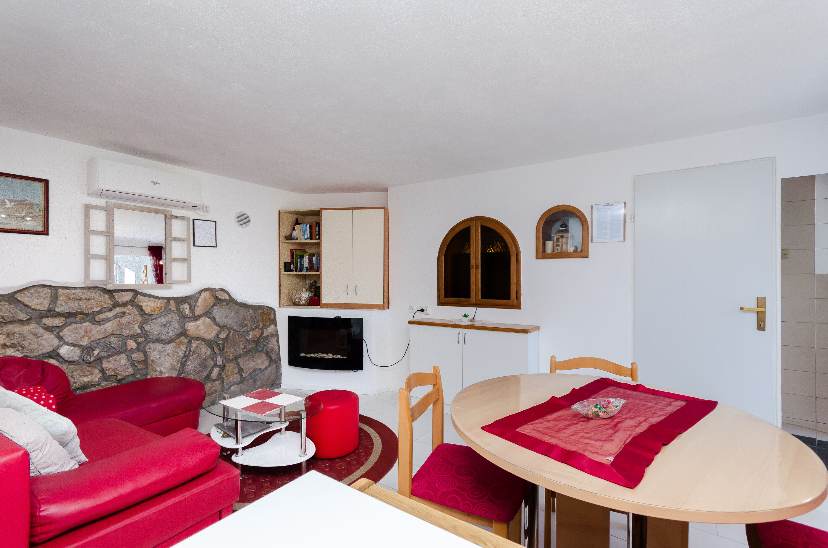House Ana 110981-K1
