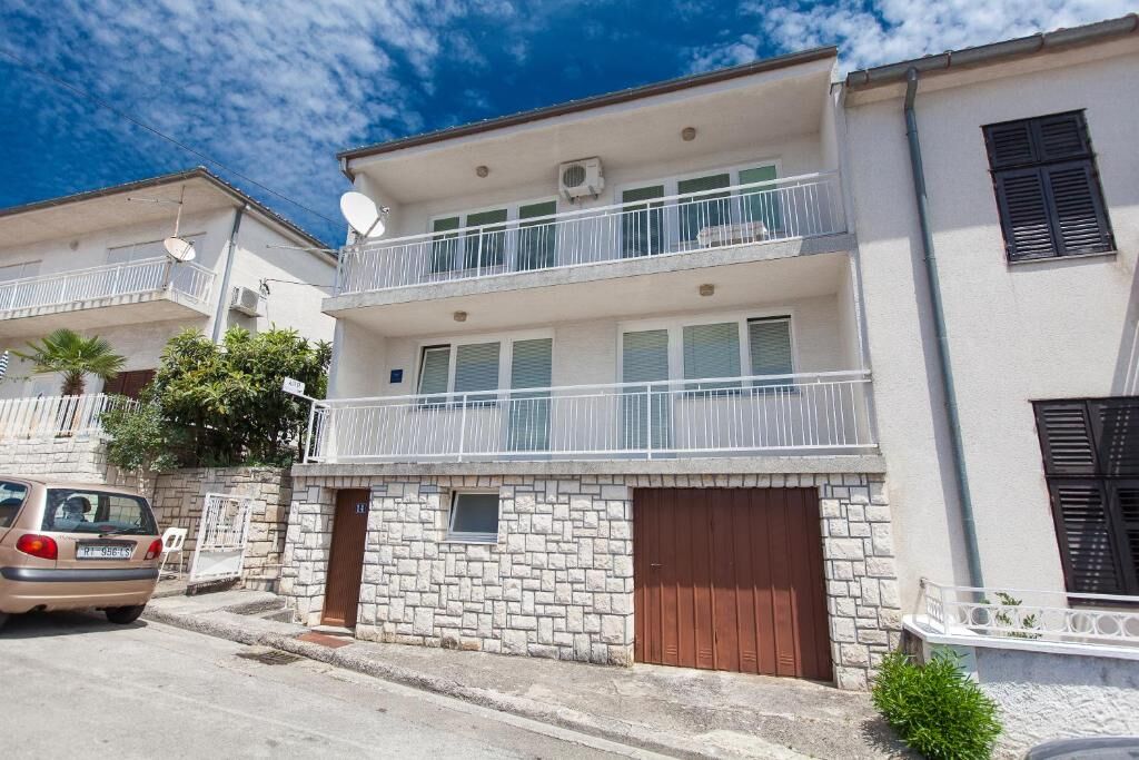 Apartment Magas 115041-A1