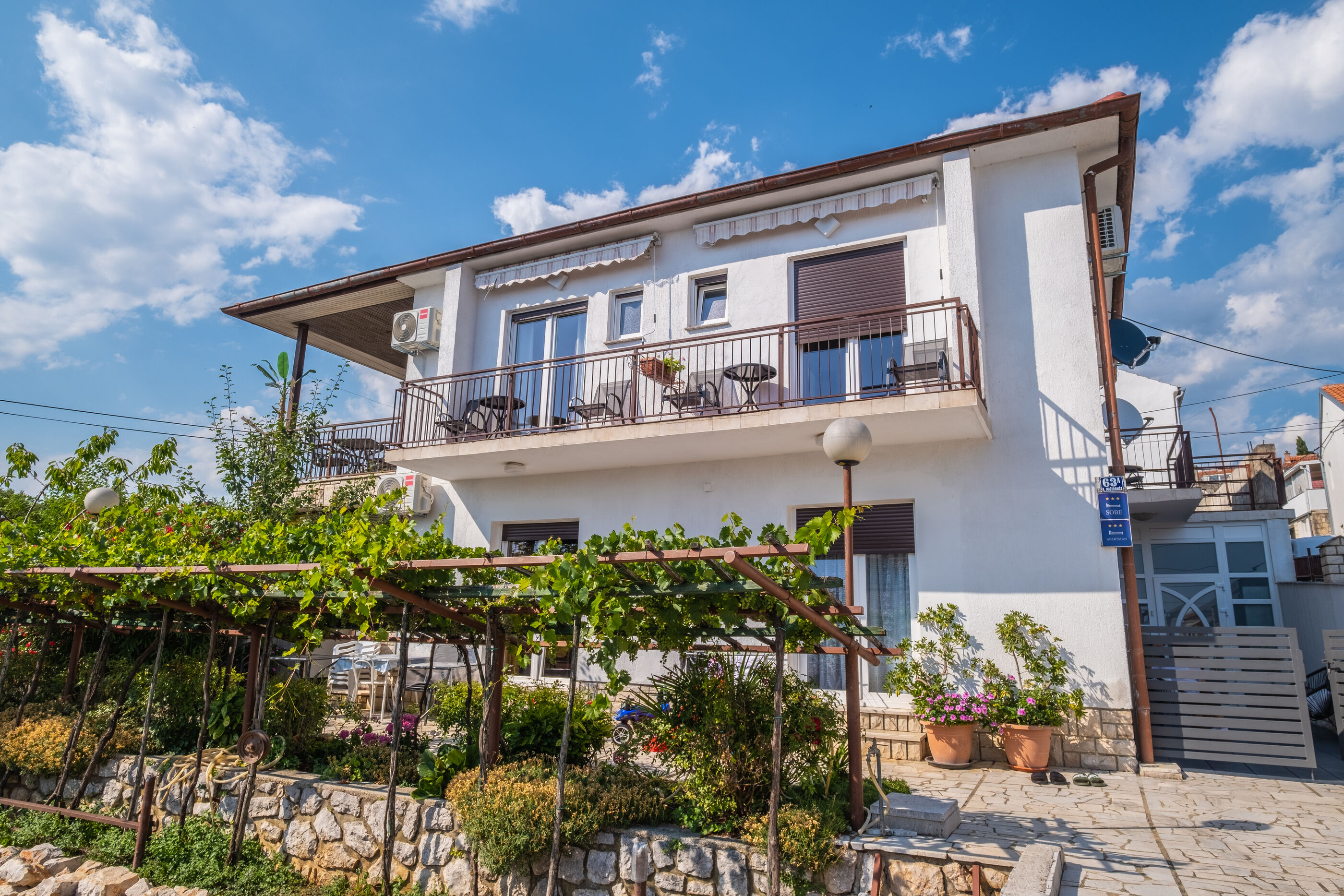 Apartments Relax suites 115052-A1