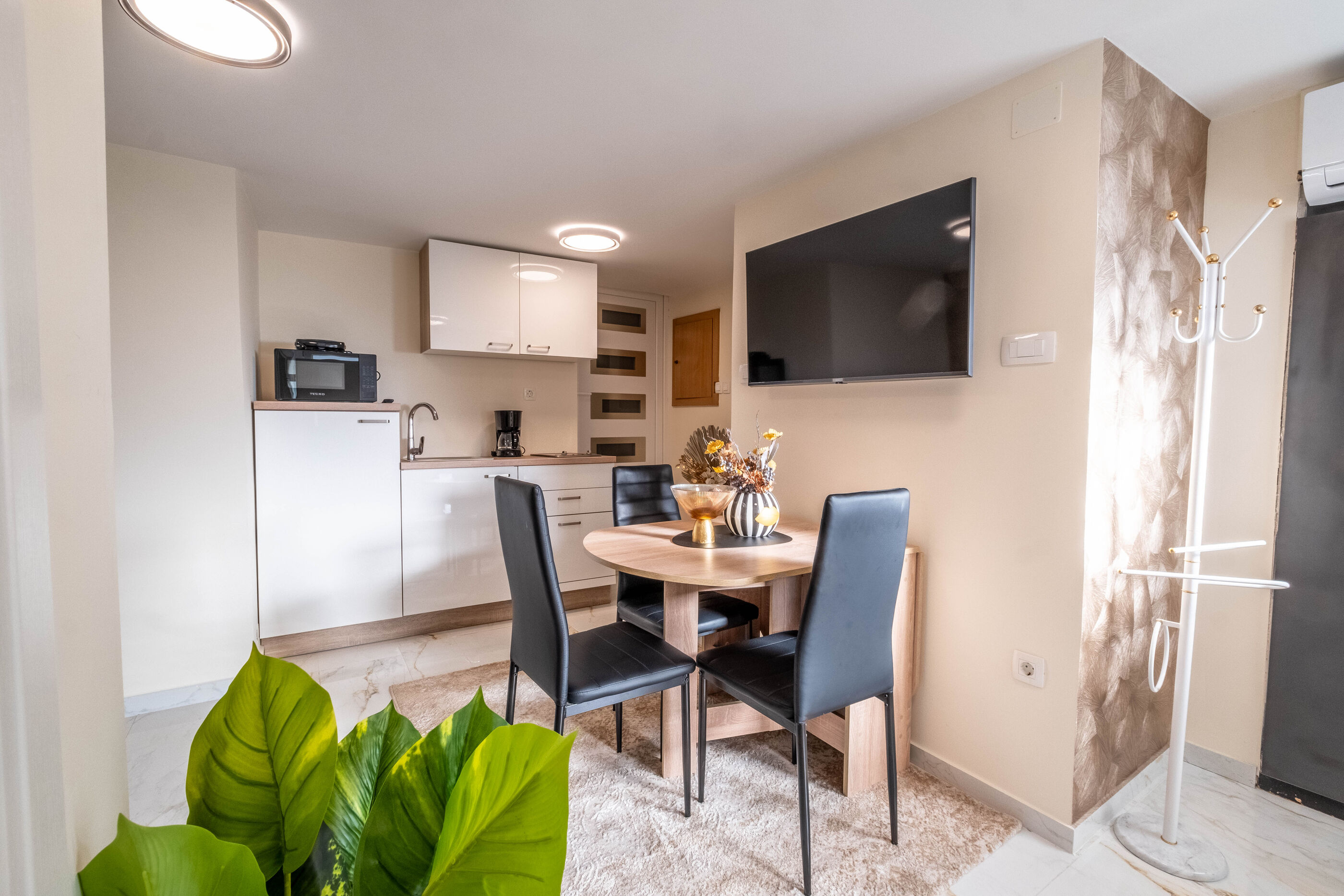 Apartments Relax suites 115052-A2