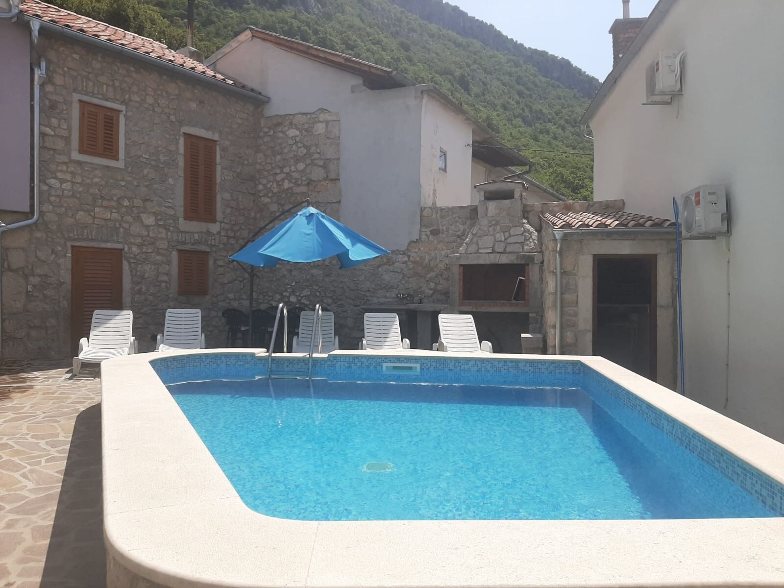 House Dragica 115053-K1