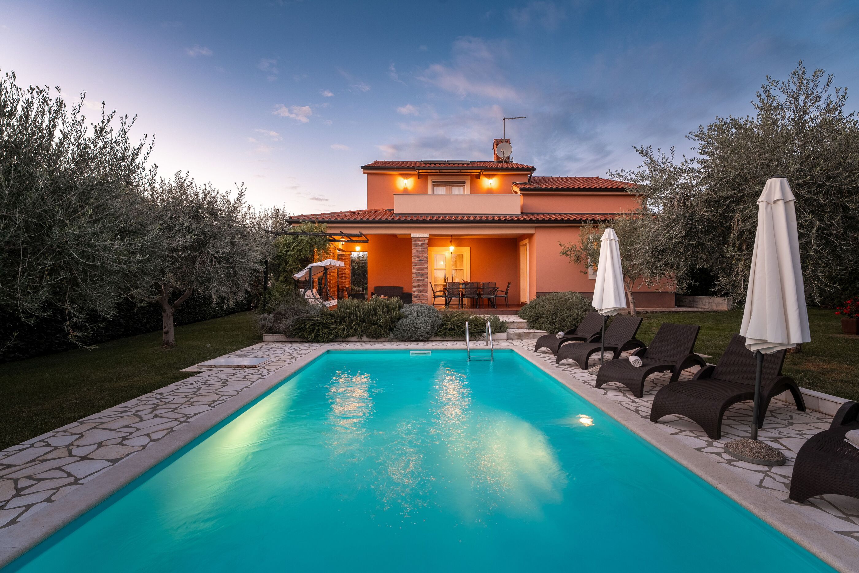 House Casa Clara 91304-K1