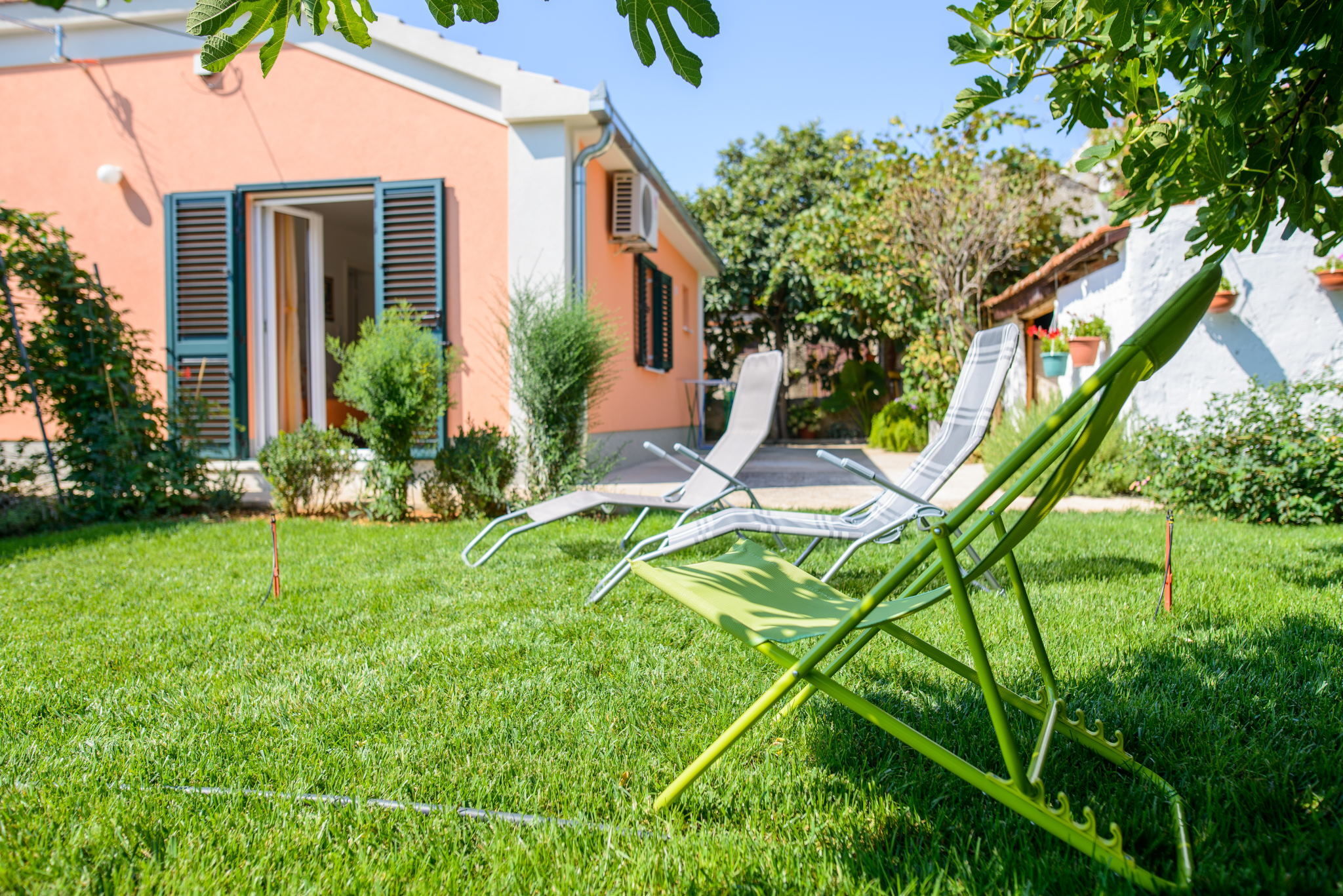 House Mirjana 108301-K1