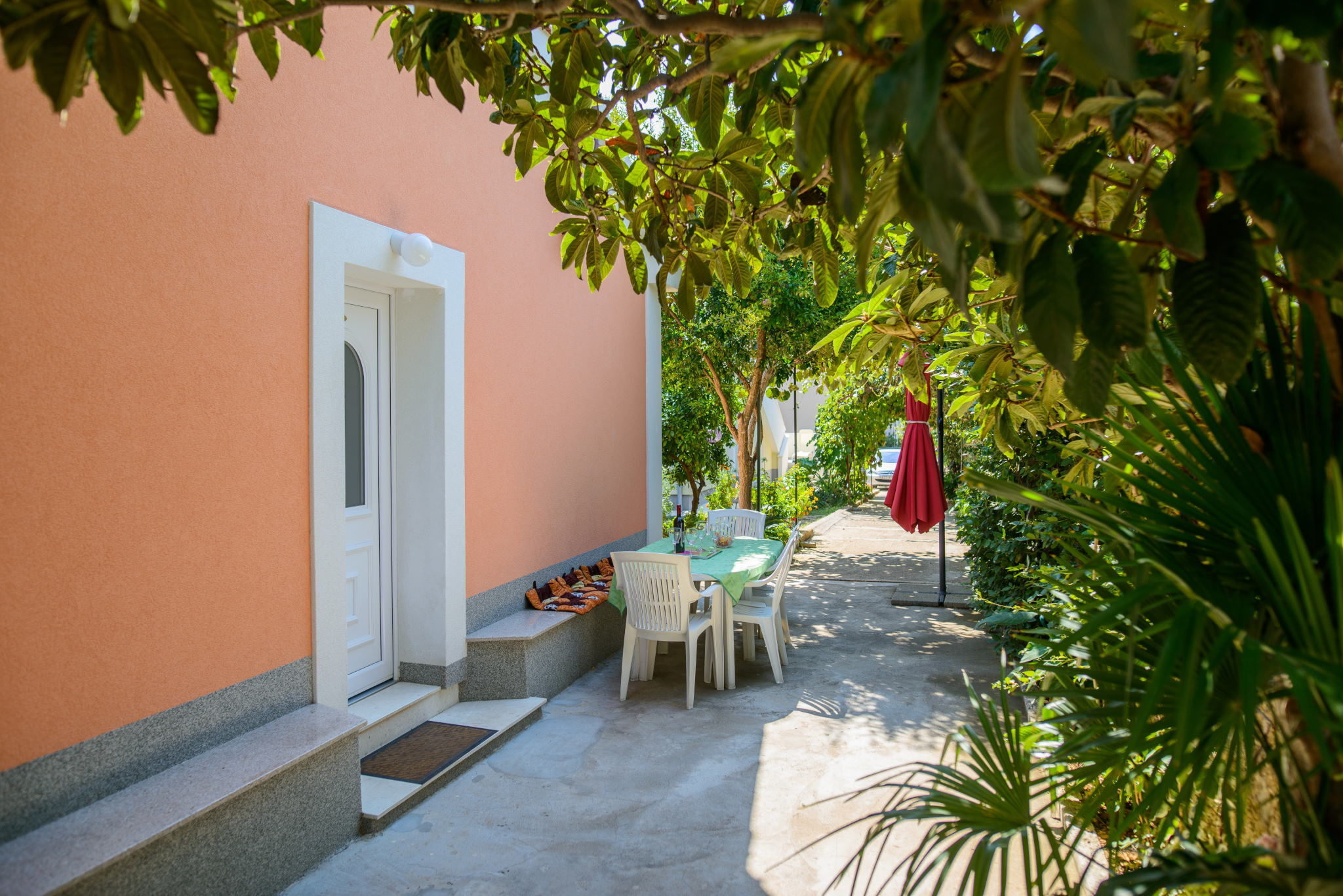 House Mirjana 108301-K1
