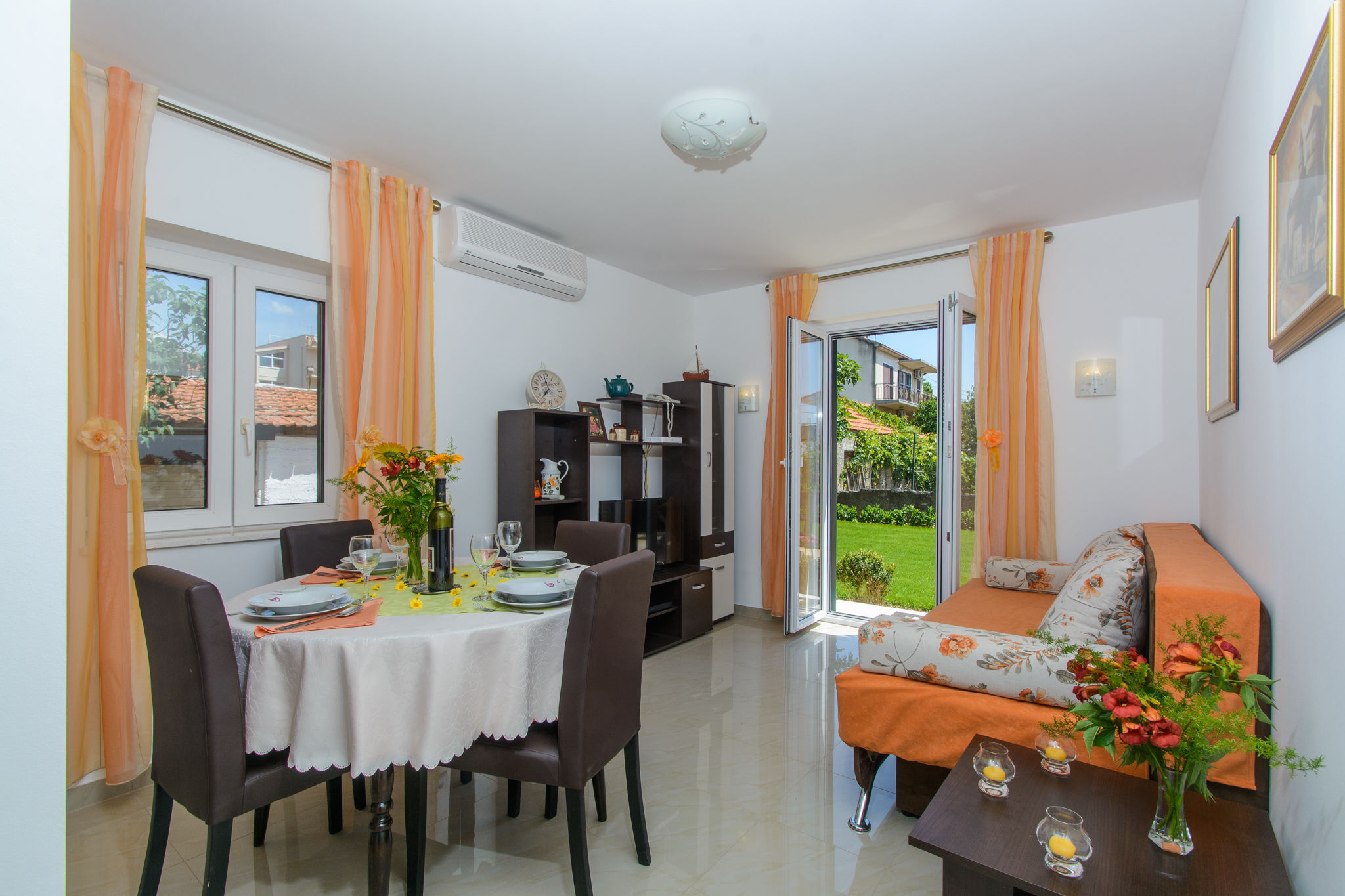 House Mirjana 108301-K1