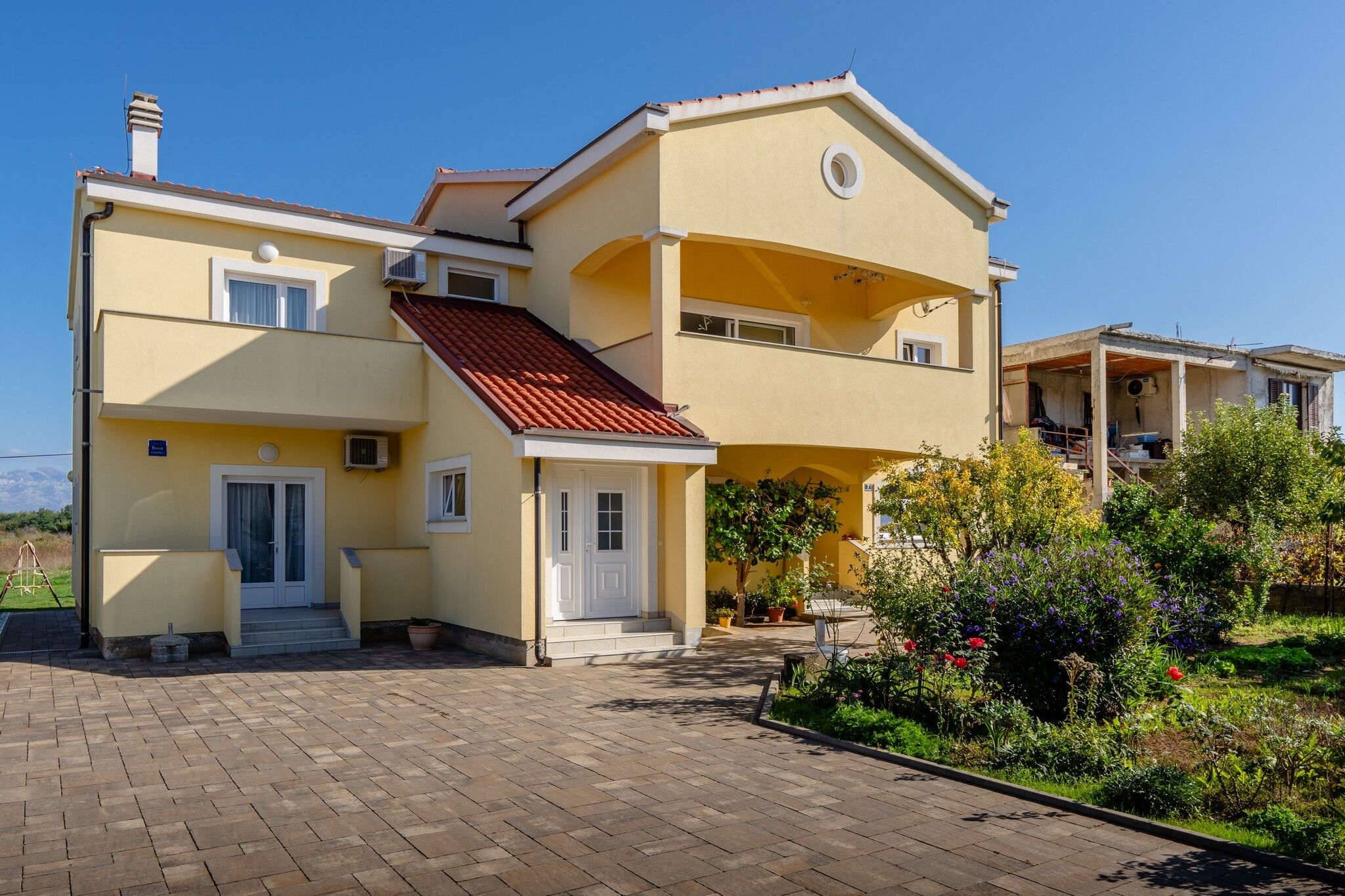 Apartments Krslovic 97249-A1