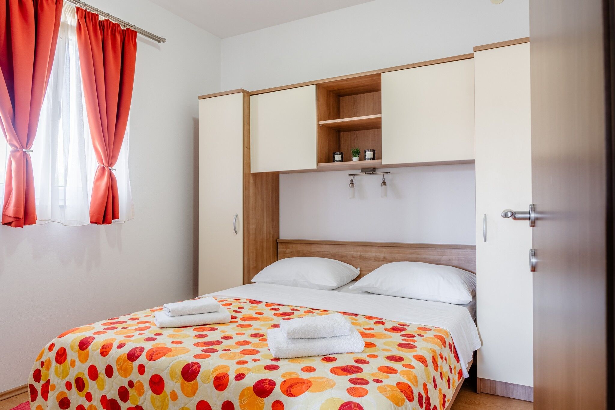 Apartments Krslovic 97249-A2