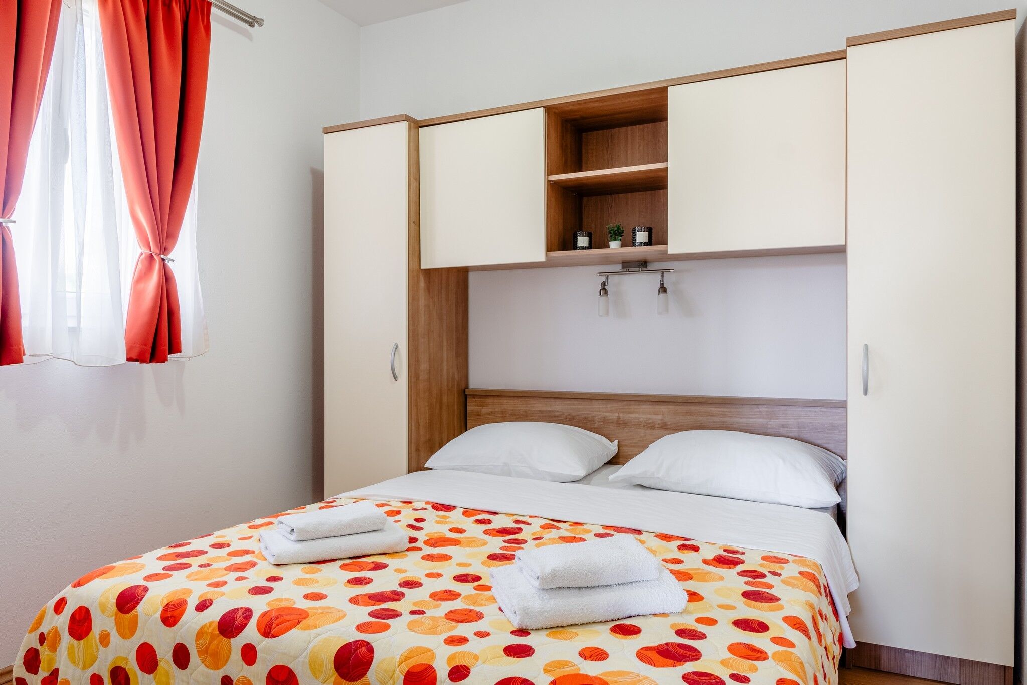 Apartments Krslovic 97249-A2