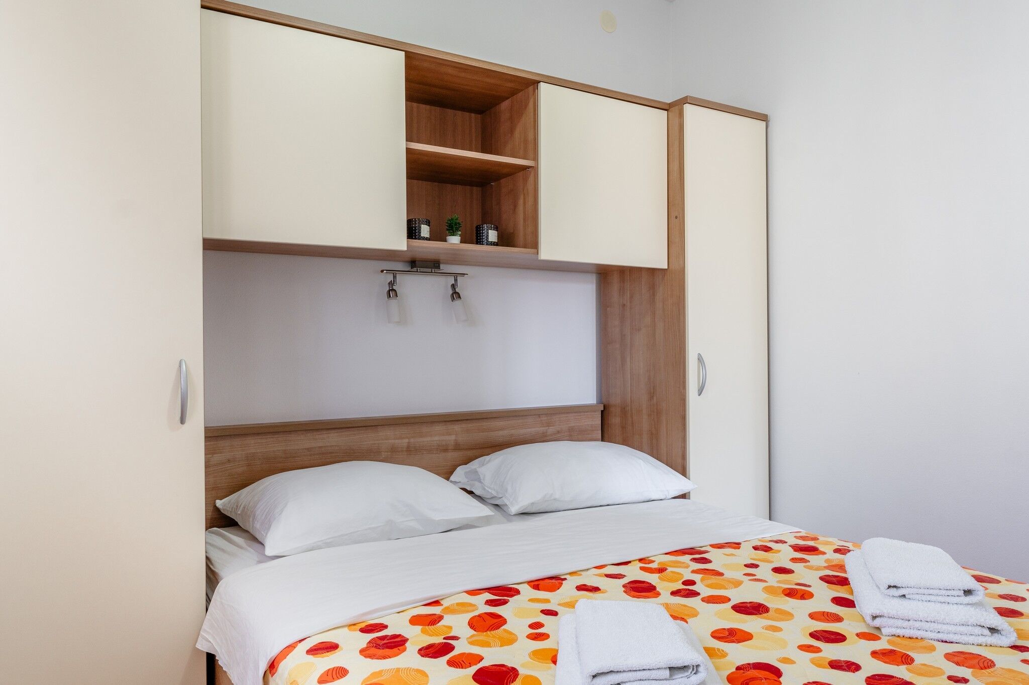 Apartments Krslovic 97249-A2