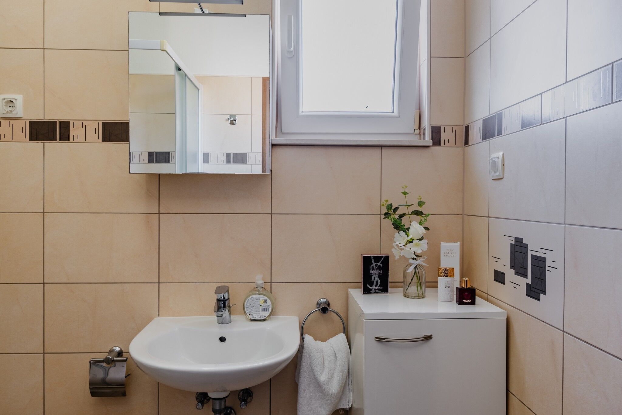 Apartments Krslovic 97249-A2