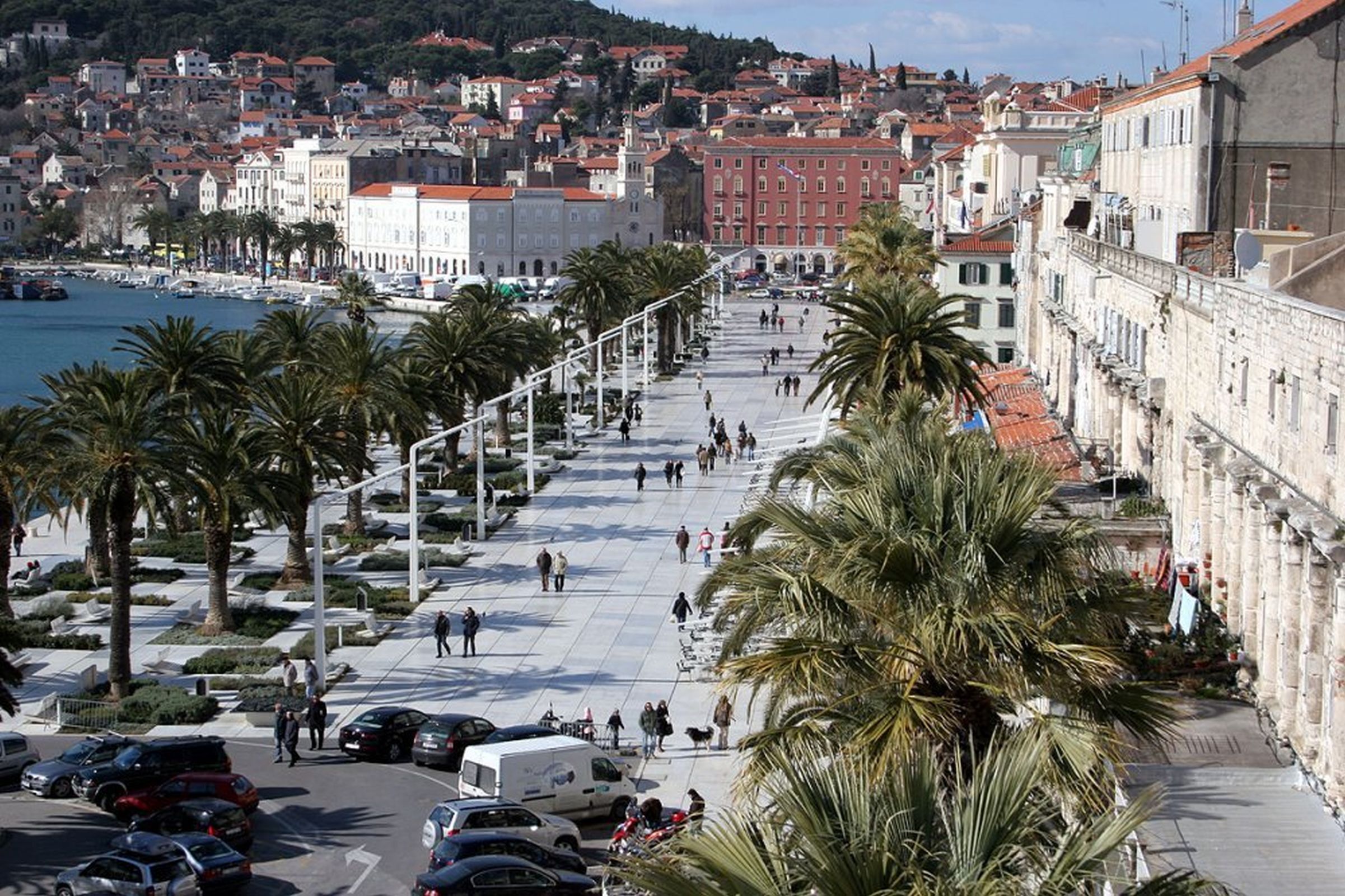 Photo of House River