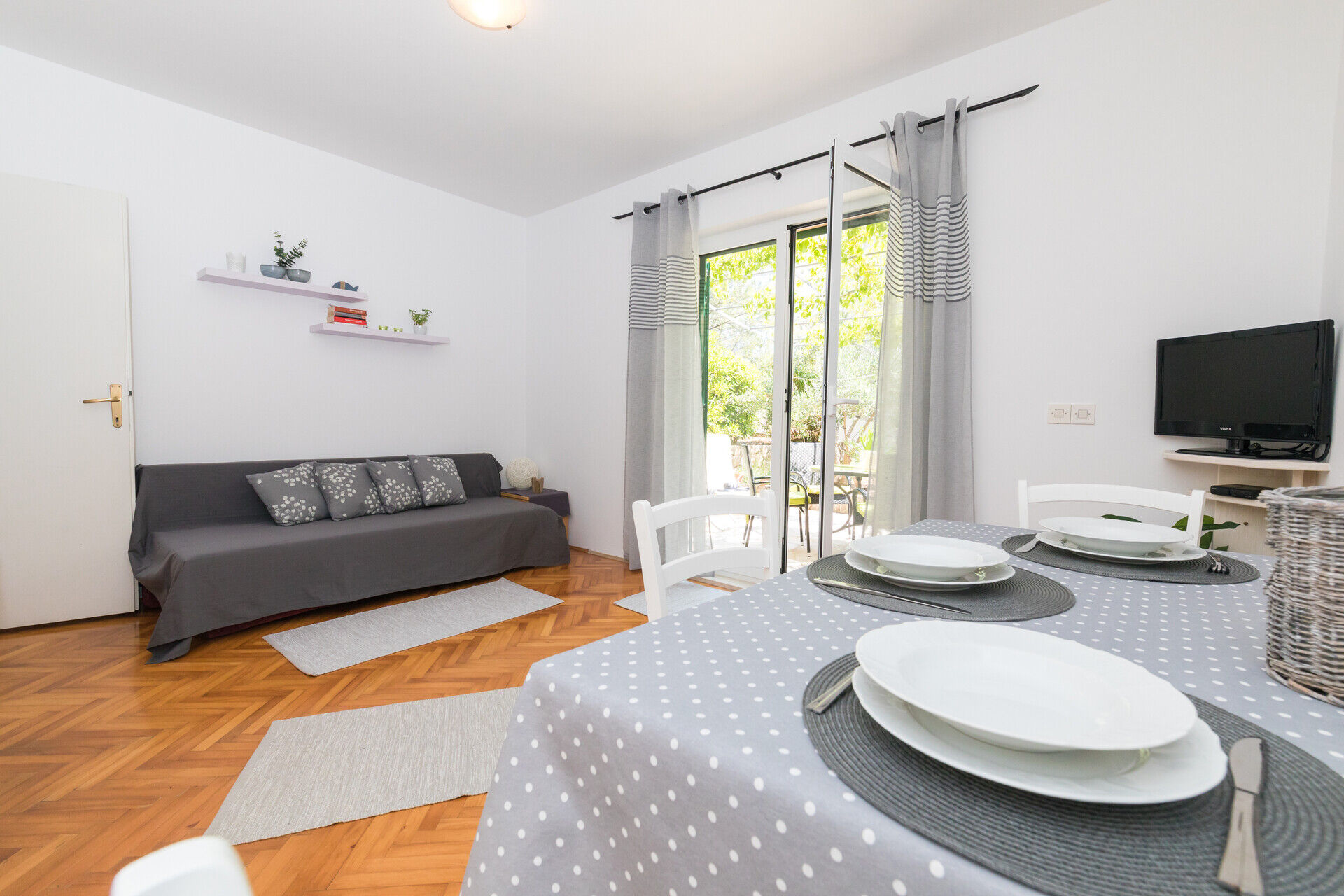 Apartments Šerić 39271-A1