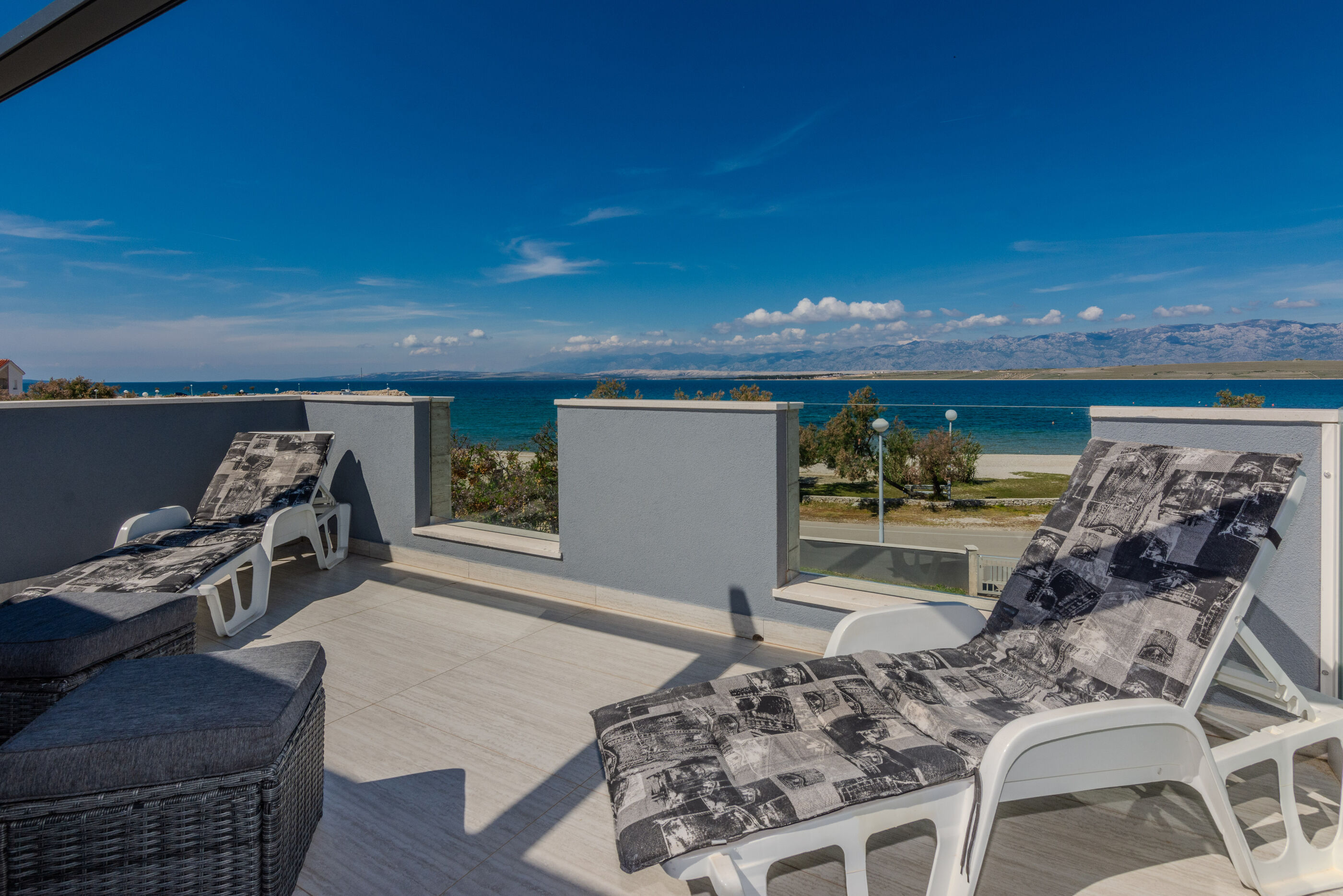 Apartments Mavracic 36433-A1