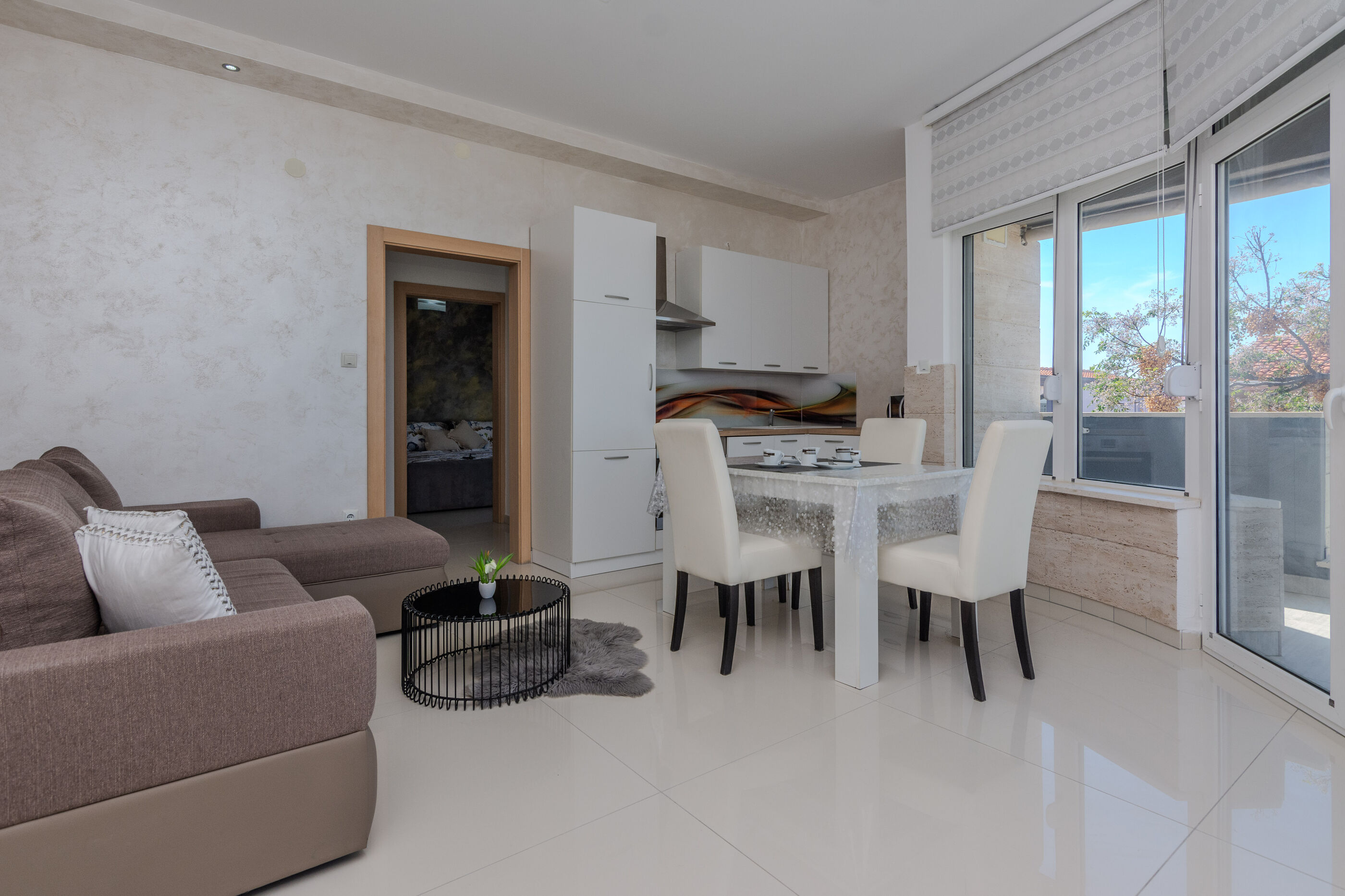 Apartments Mavracic 36433-A1
