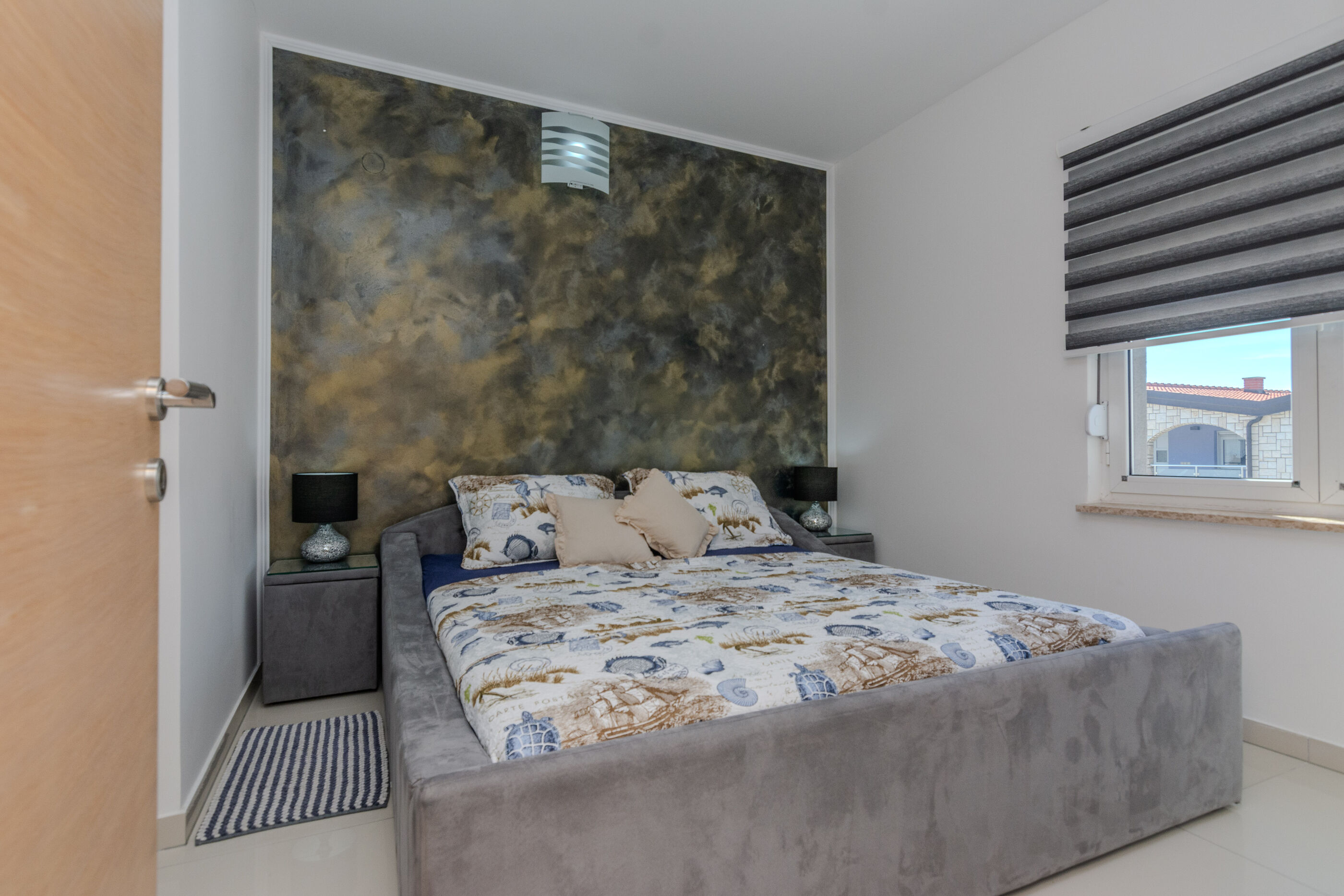 Apartments Mavracic 36433-A1