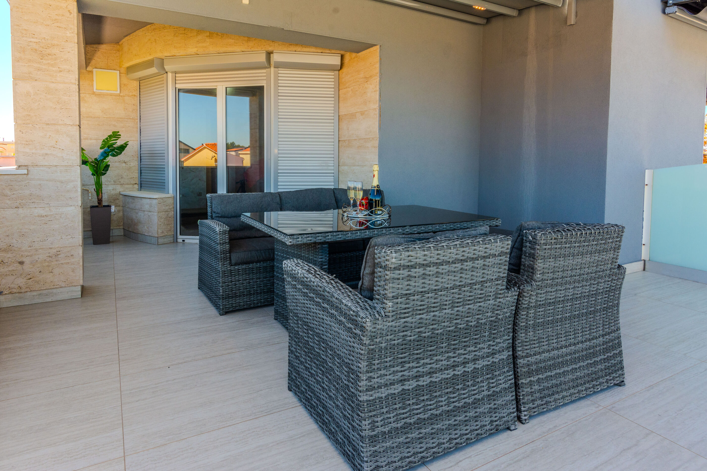 Apartments Mavracic 36433-A2