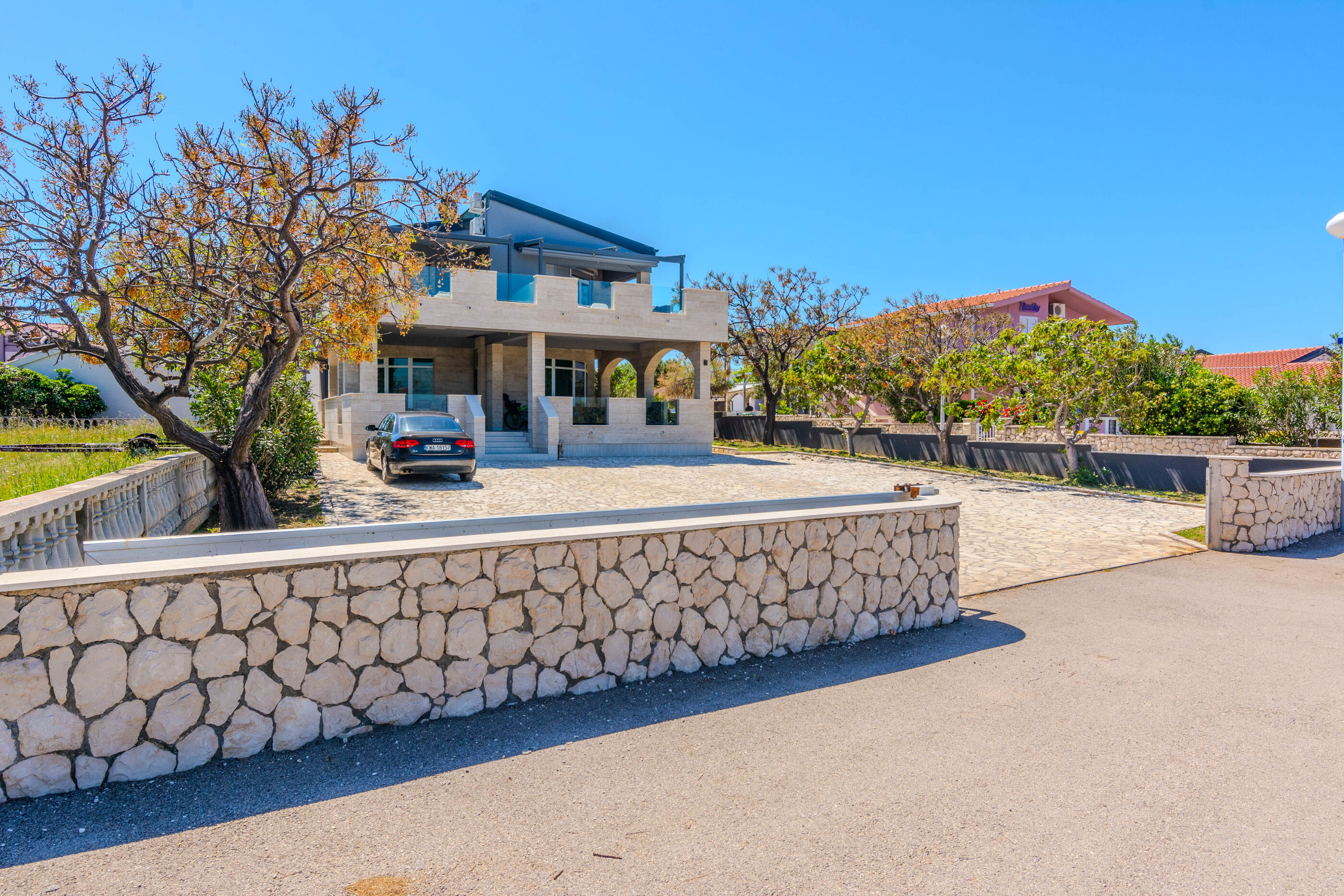 Apartments Mavracic 36433-A1