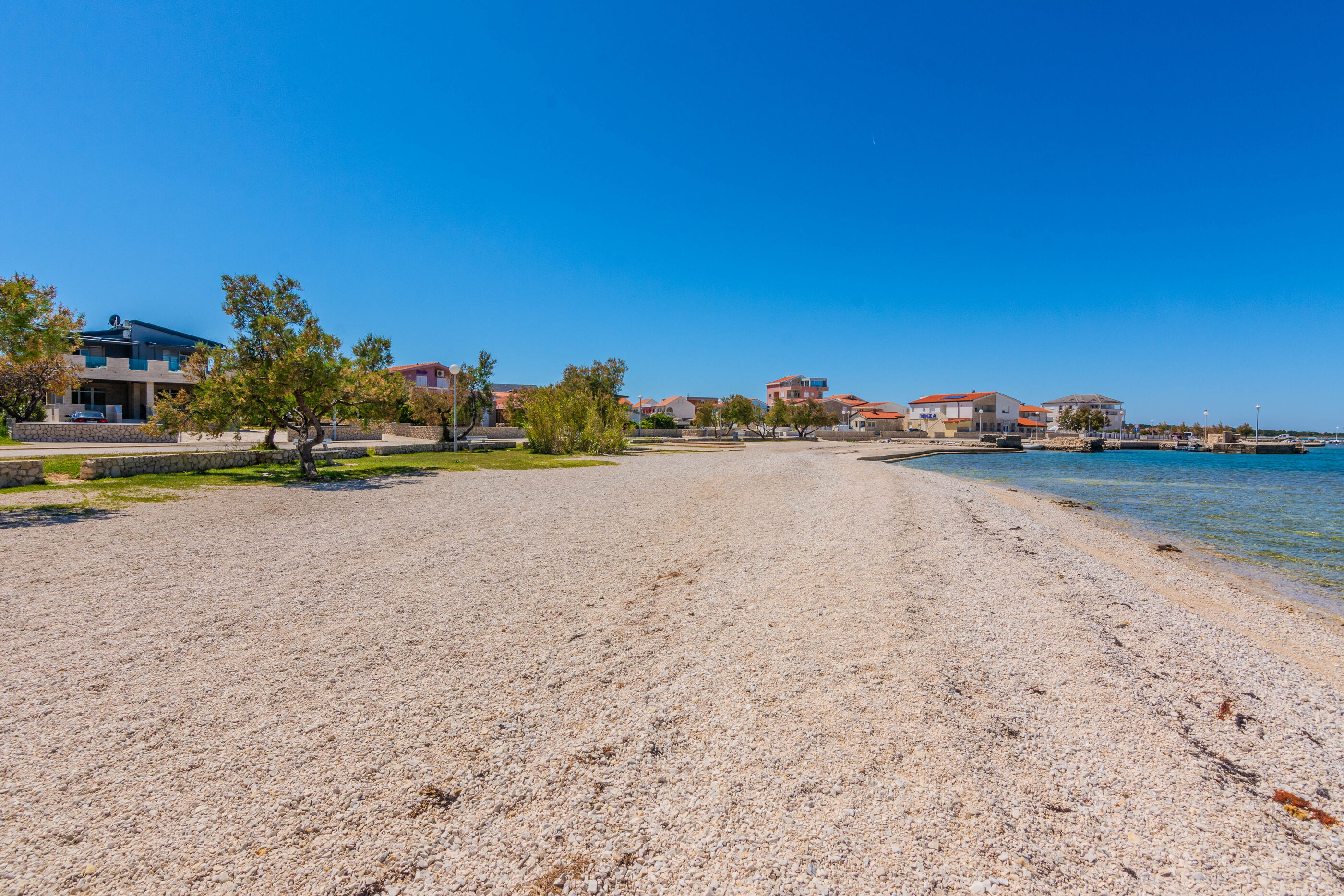 Apartments Mavracic 36433-A1