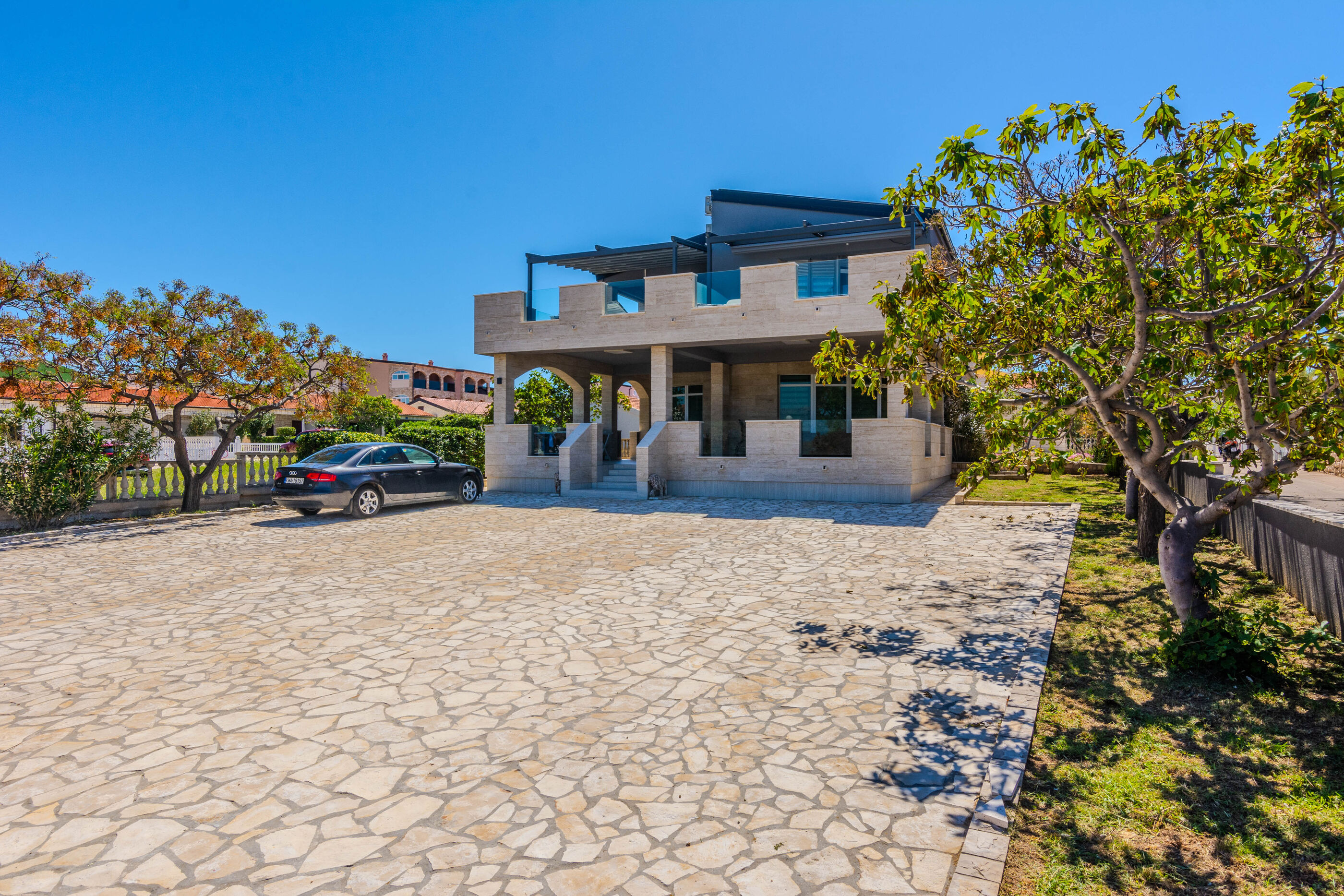 Apartments Mavracic 36433-A1