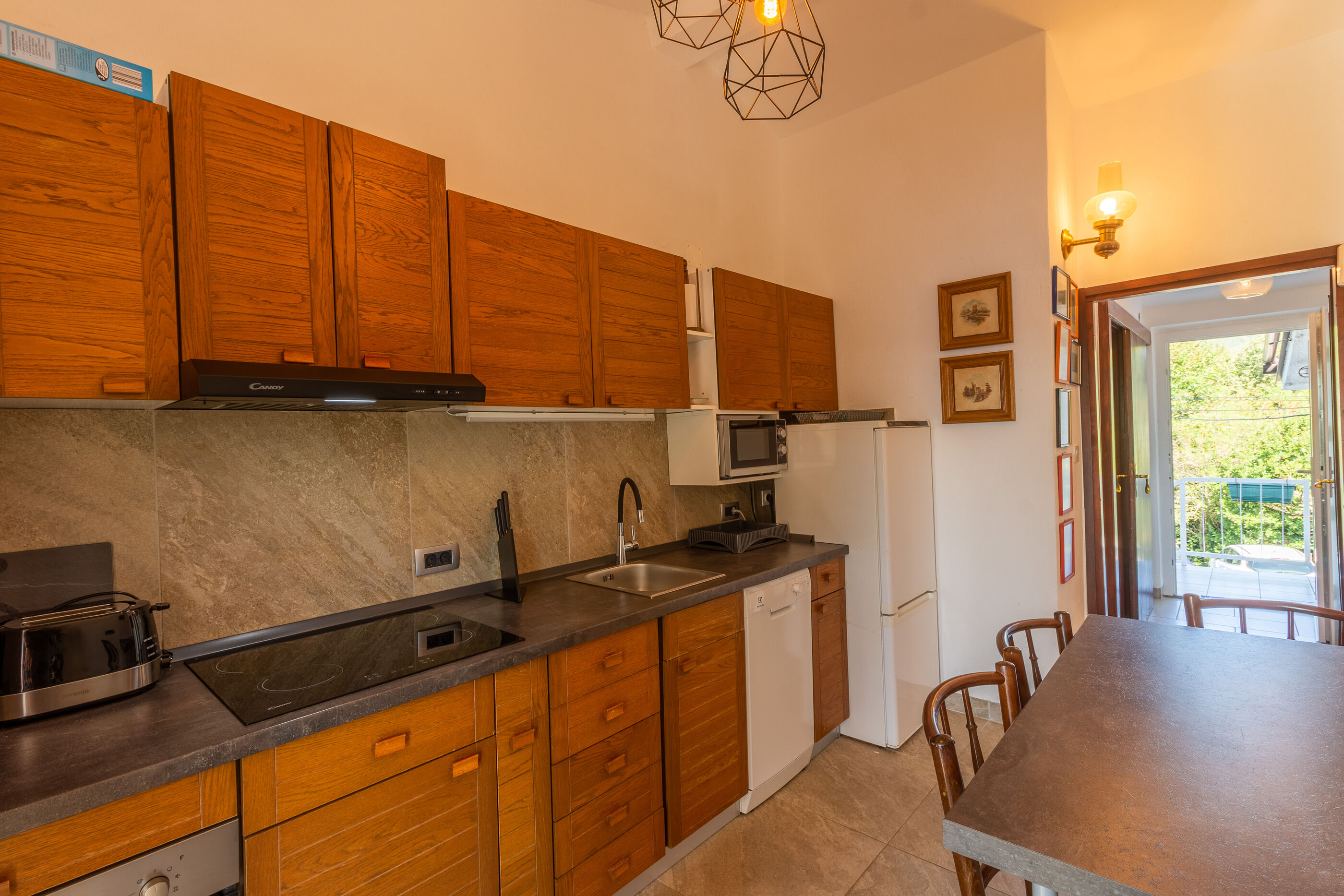Apartment Seneca 62748-A1