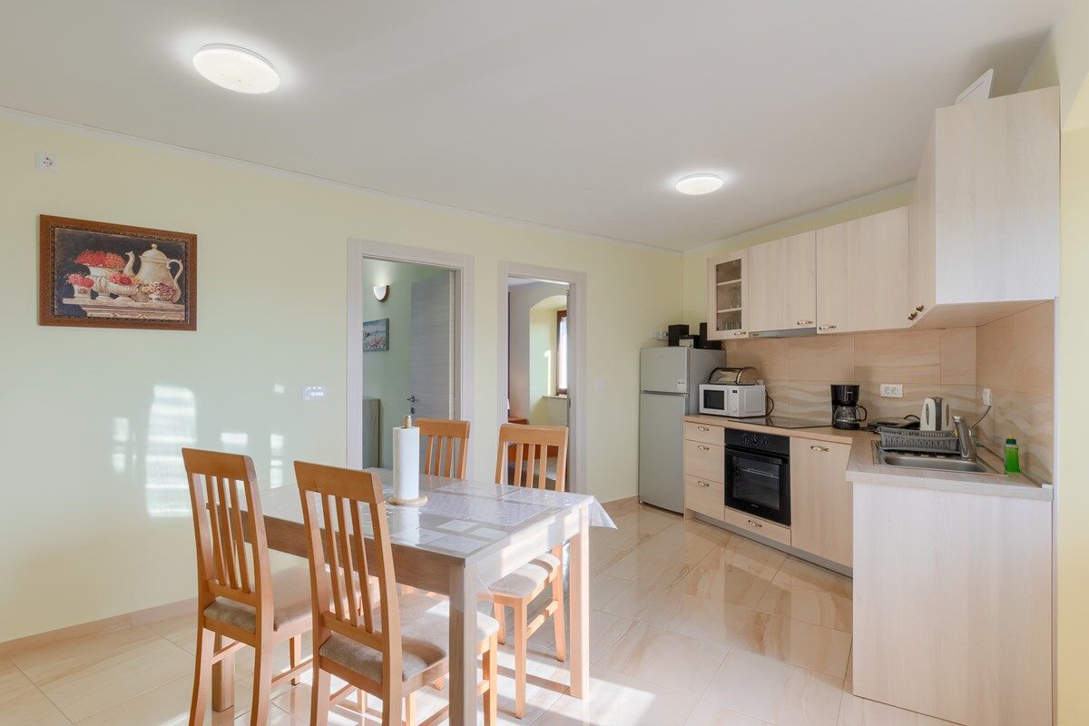 House Horizon 74324-A1