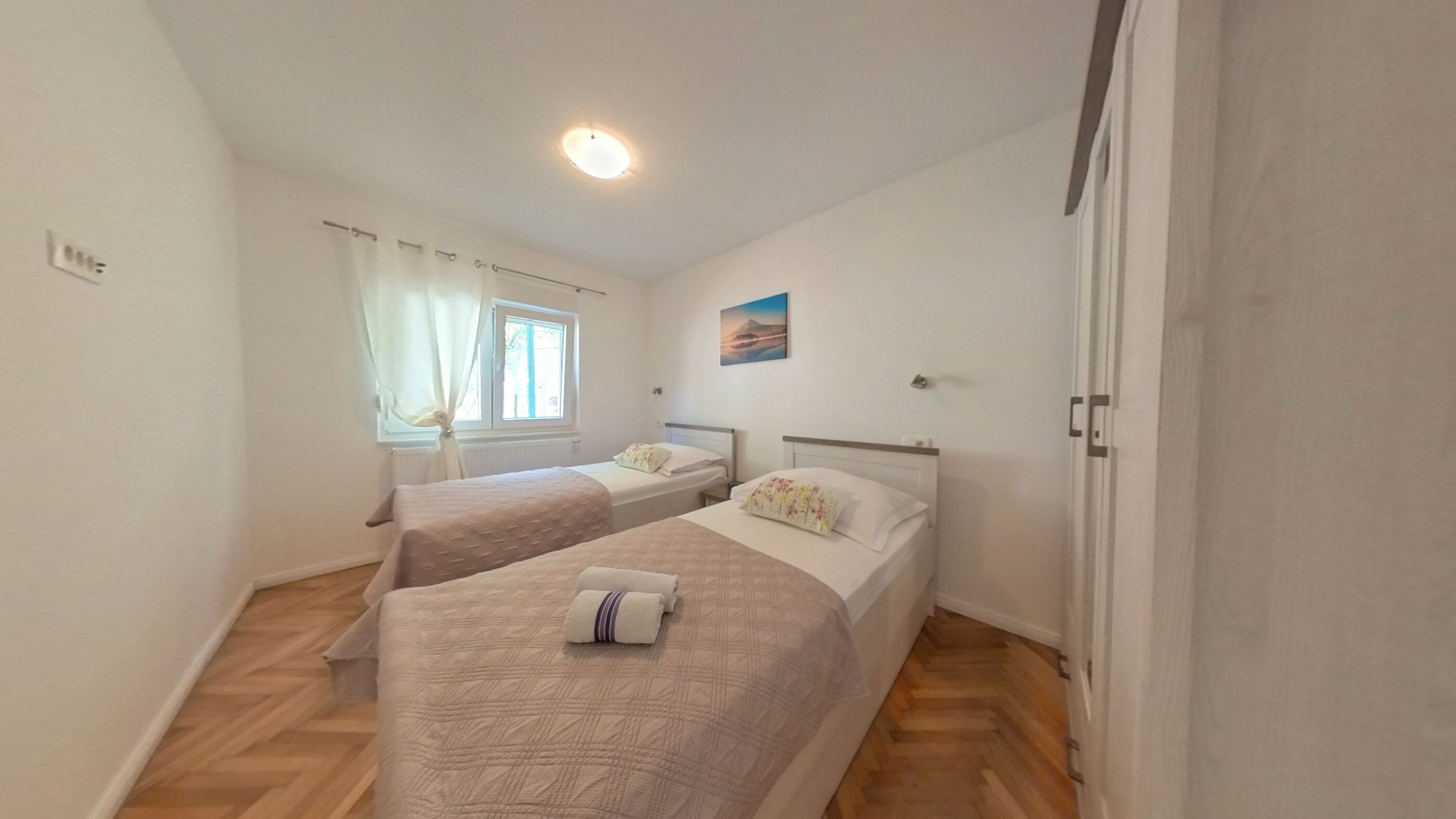 House Neda 115031-K1