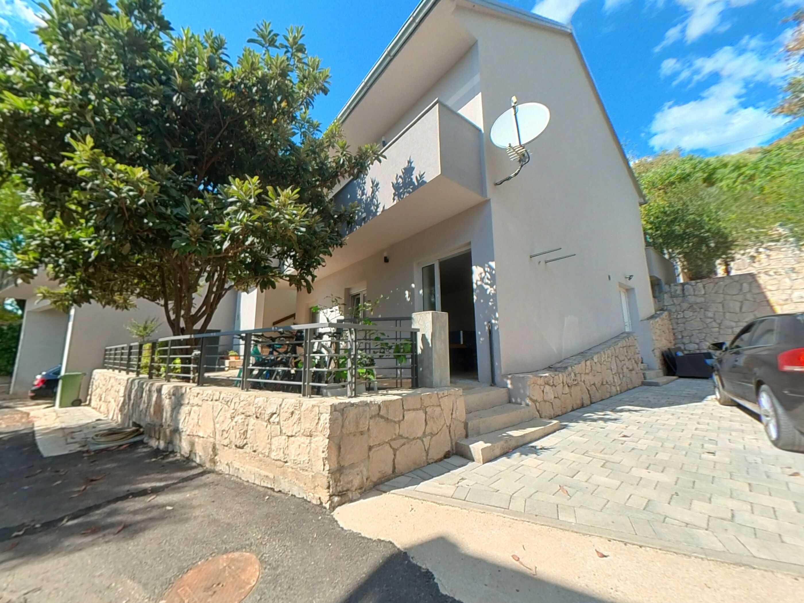 House Neda 115031-K1