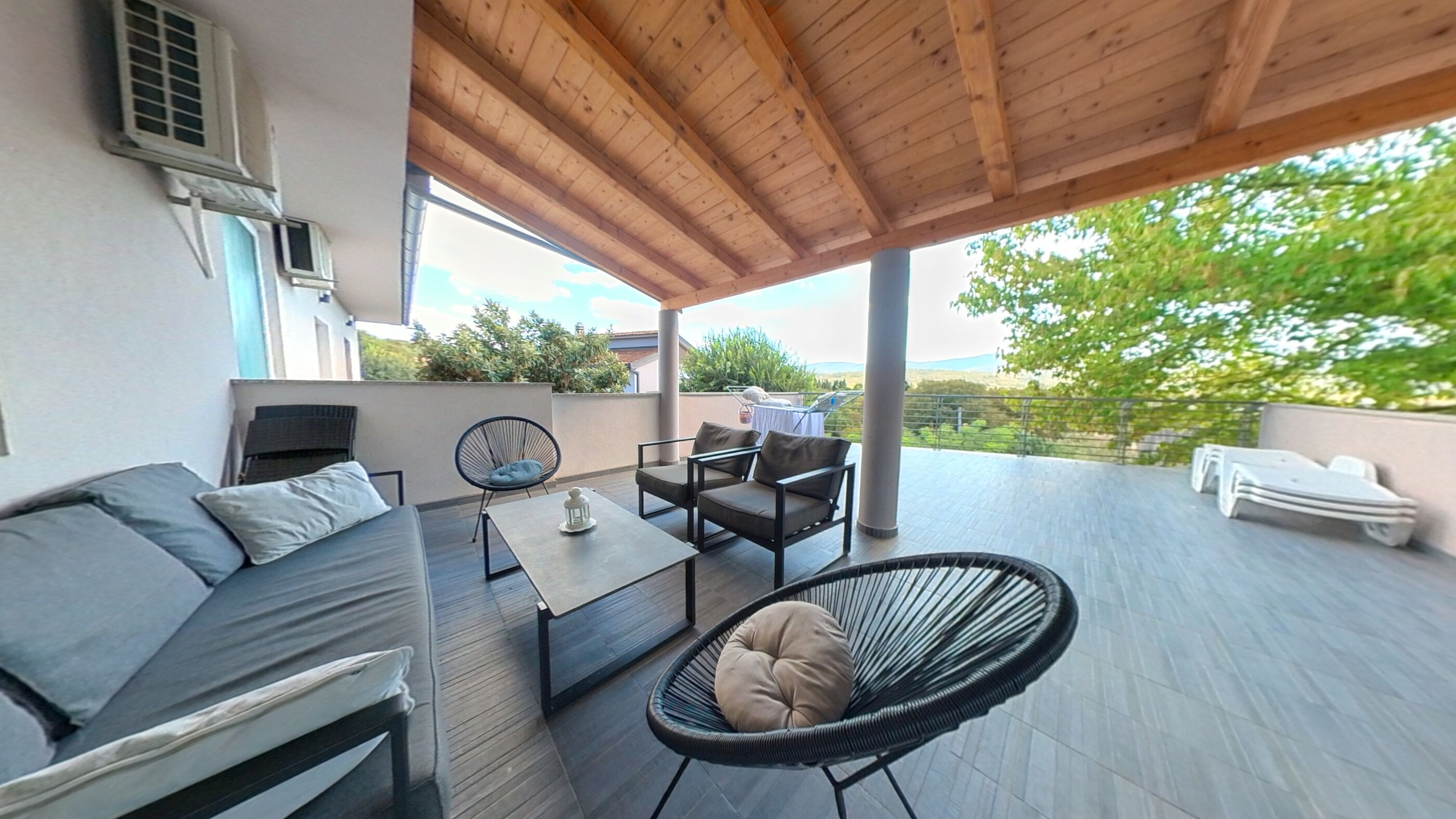 House Neda 115031-K1