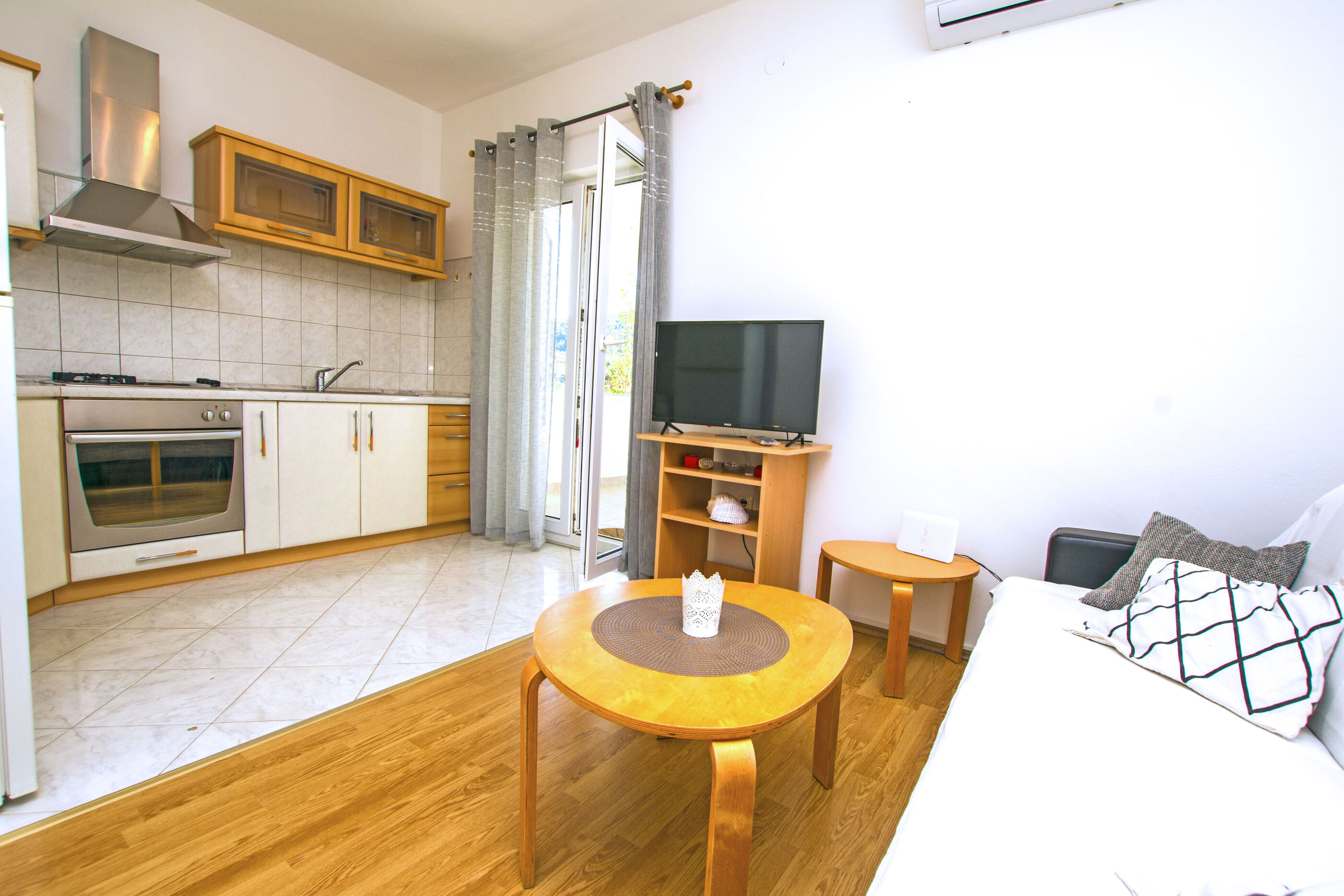 Apartments Aurora 74831-A1