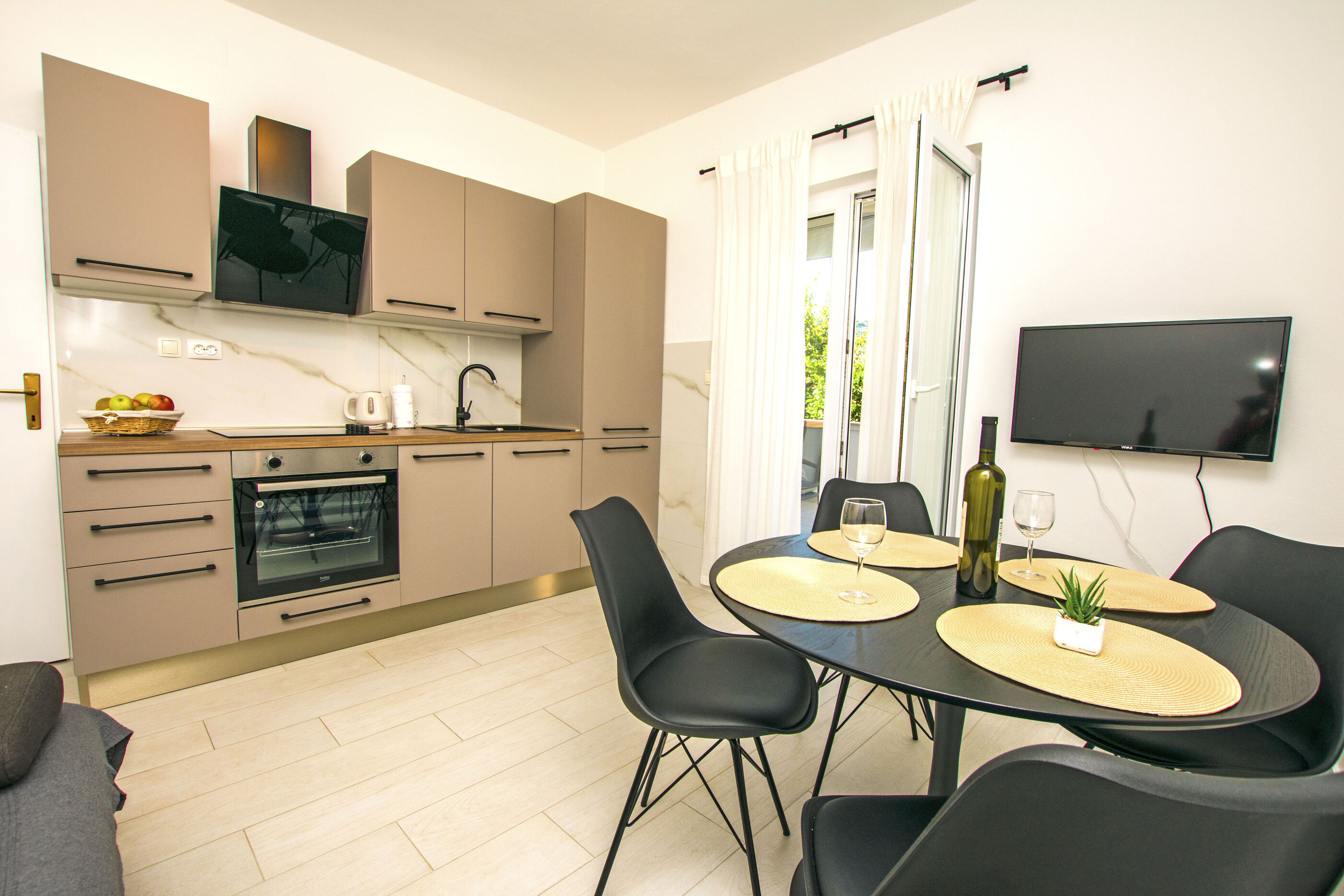 Apartments Aurora 74831-A2